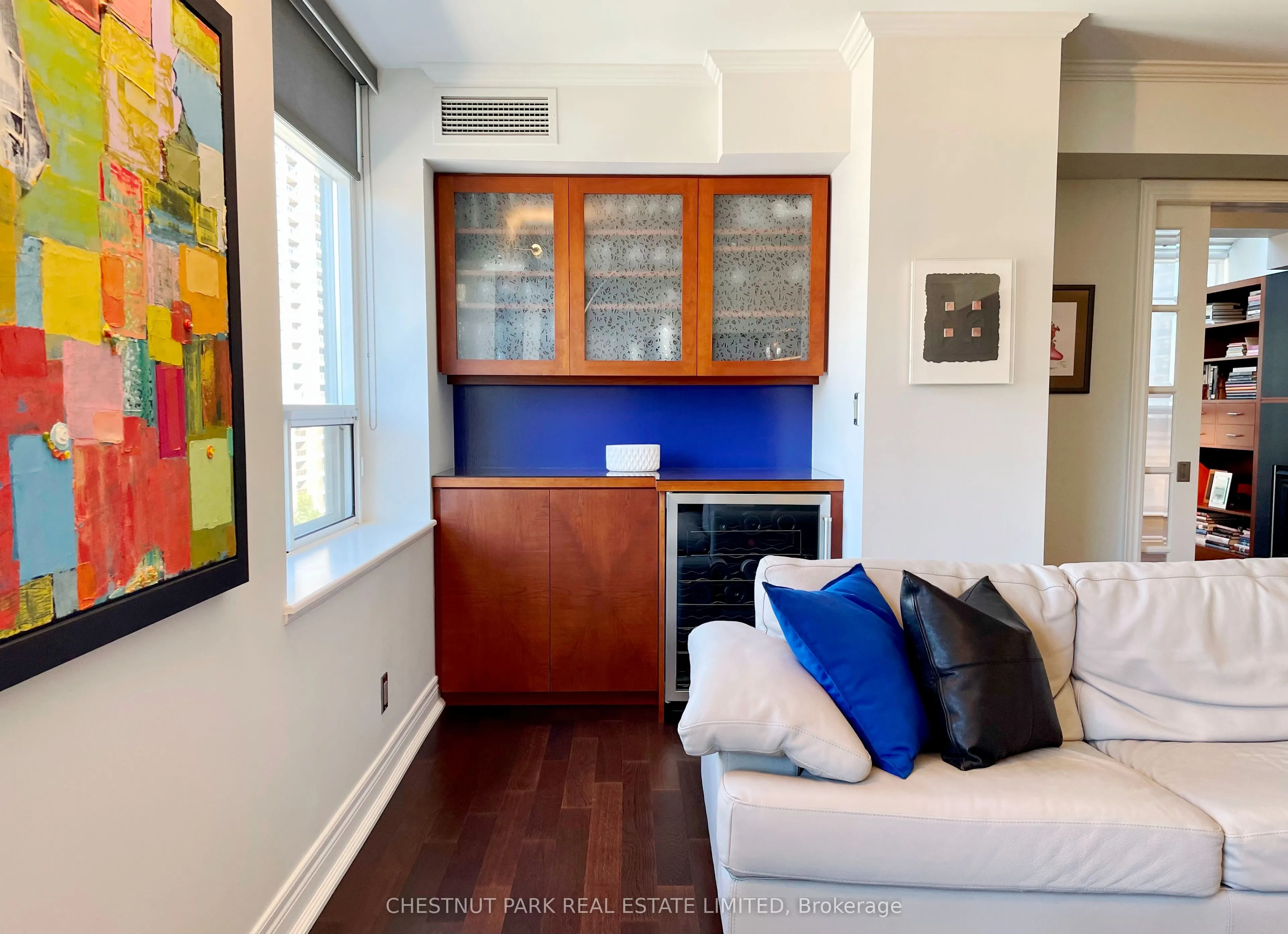 5 Rosehill Avenue, #819