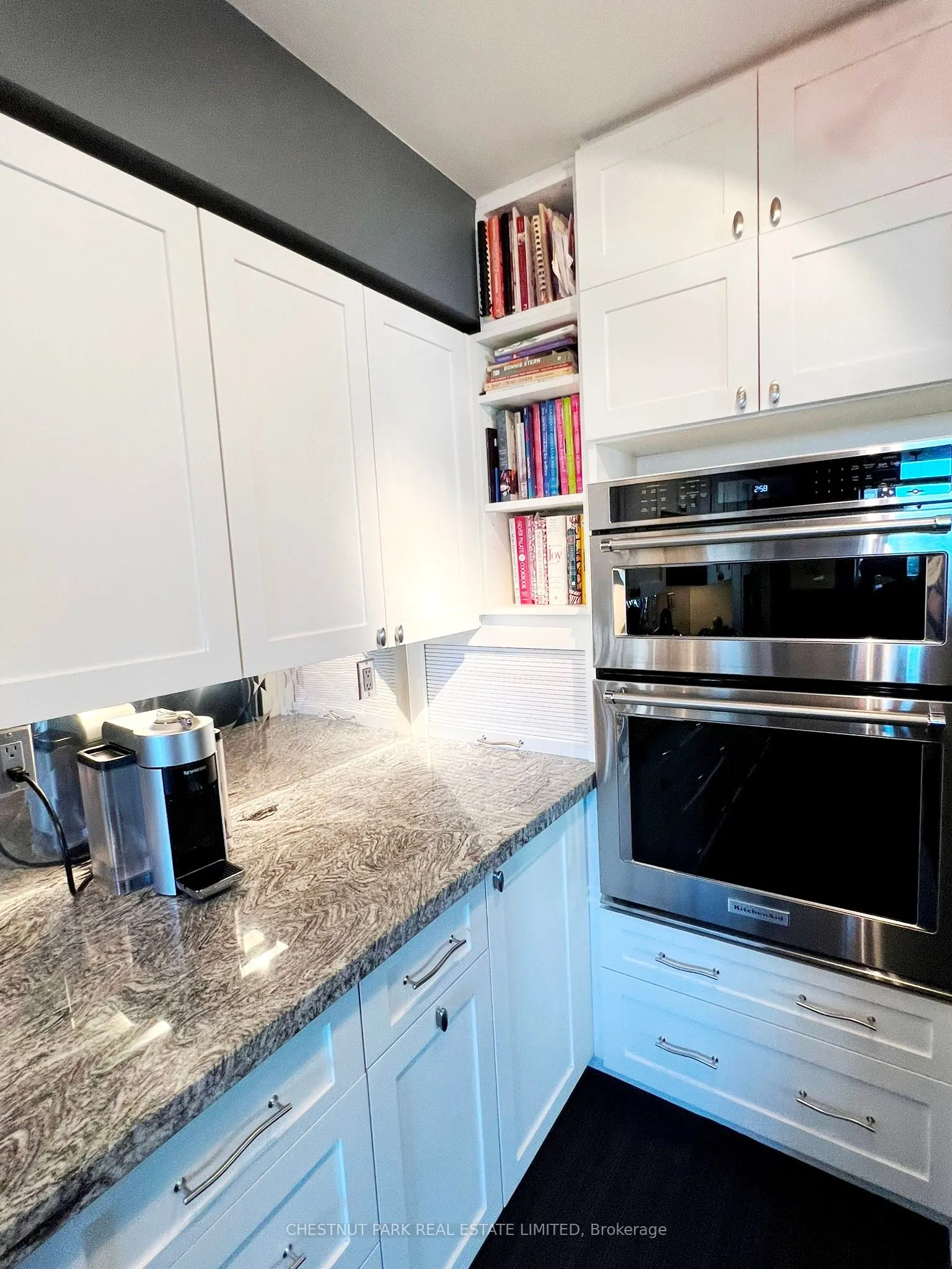 5 Rosehill Avenue, #819