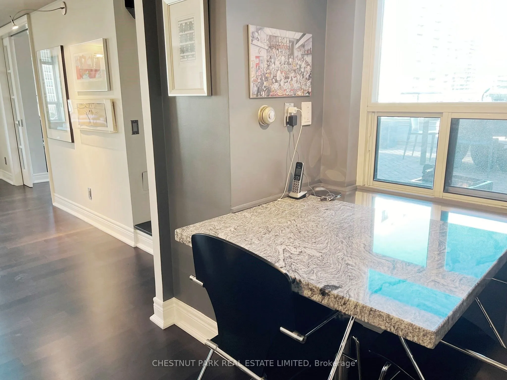 5 Rosehill Avenue, #819