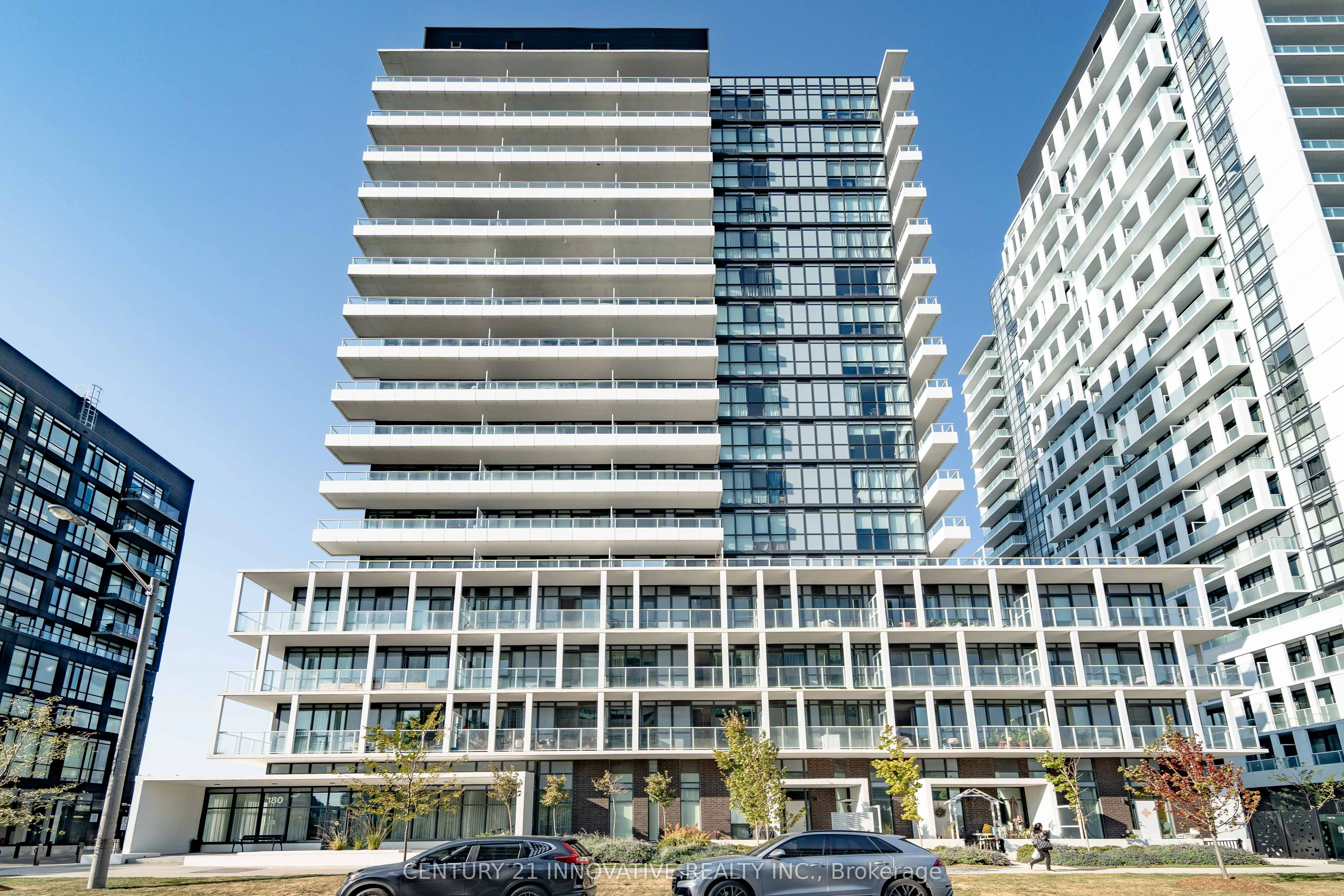 180 Fairview Mall Drive, #517