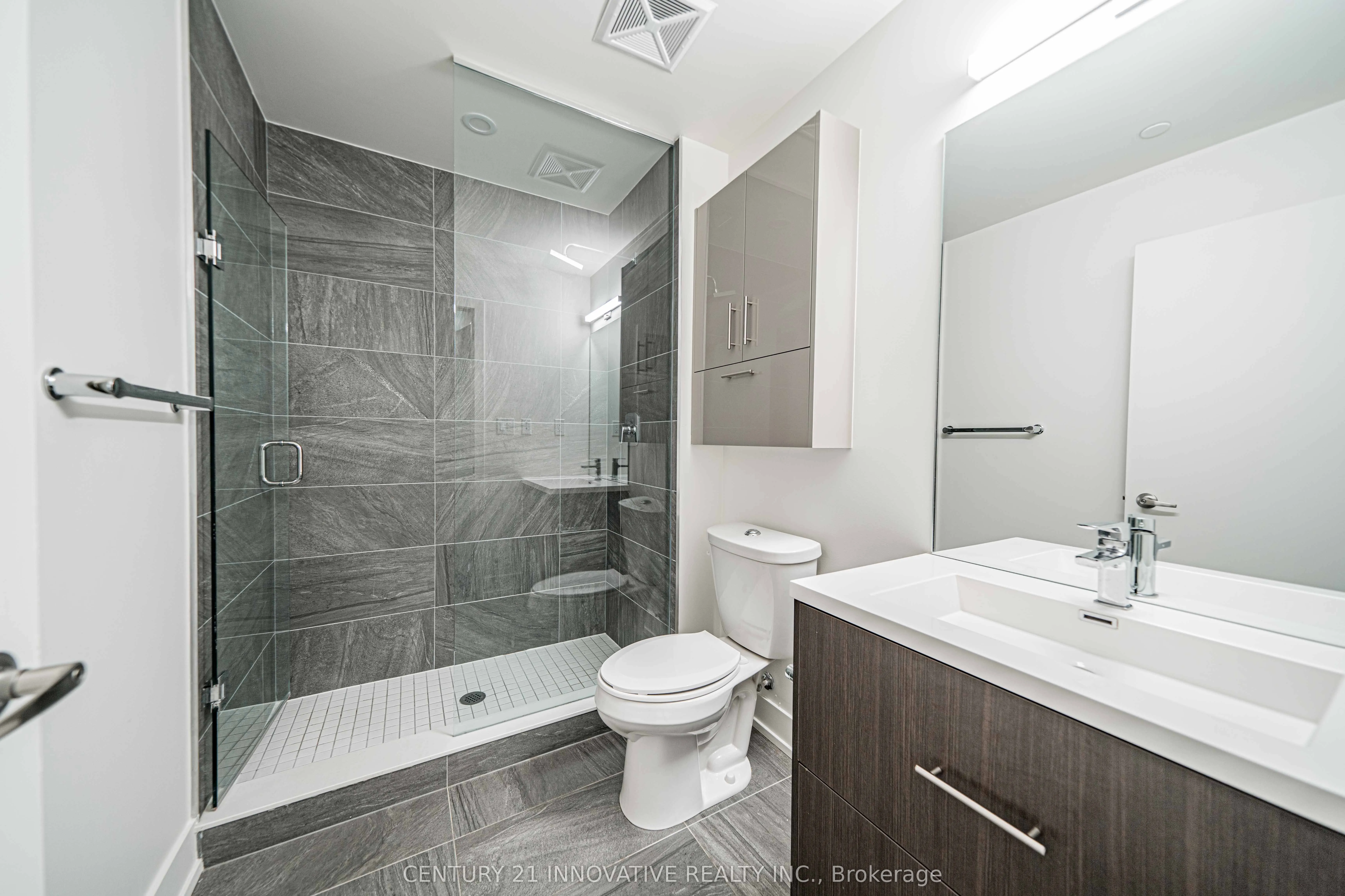 180 Fairview Mall Drive, #517