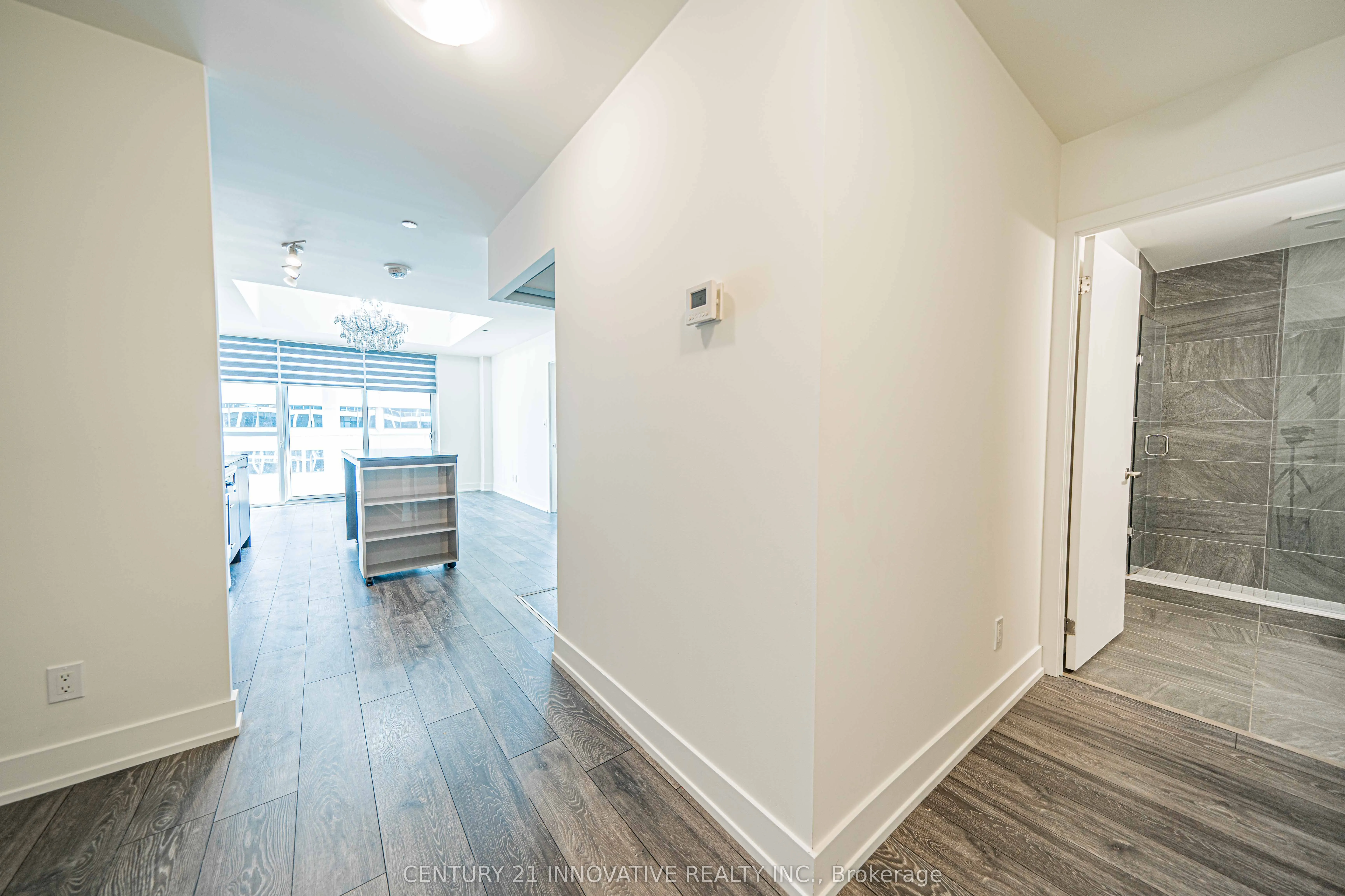 180 Fairview Mall Drive, #517
