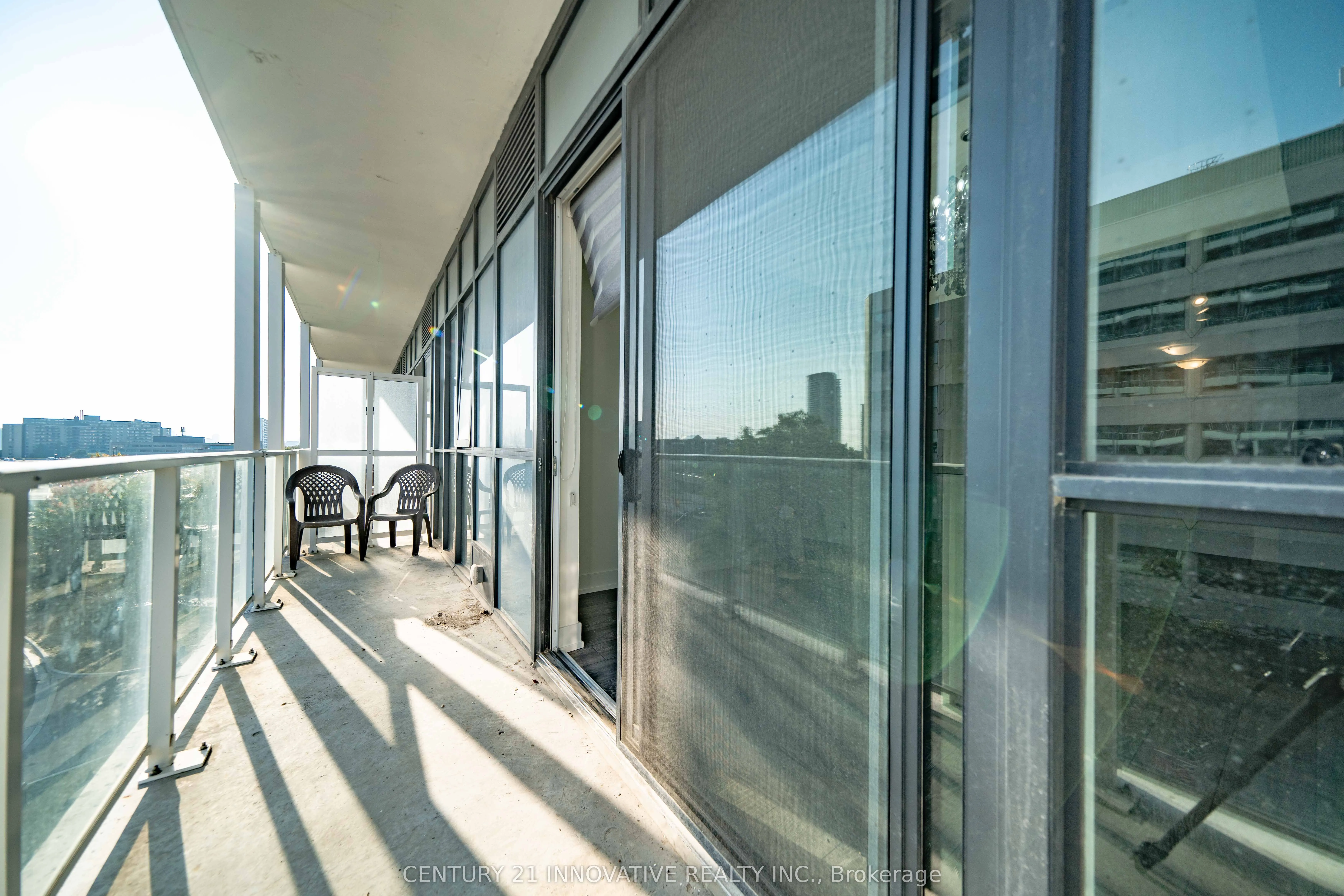 180 Fairview Mall Drive, #517