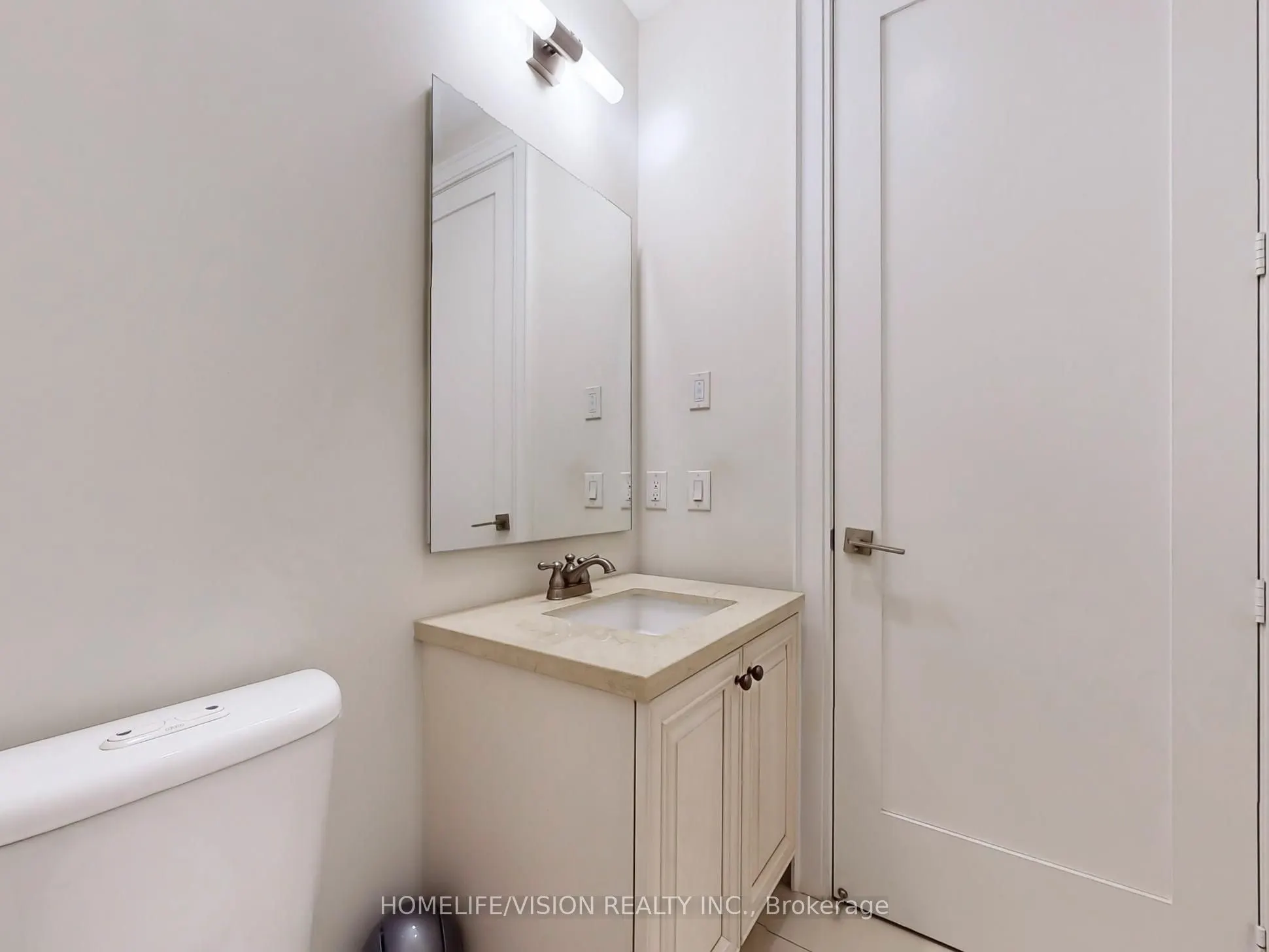 70 Roehampton Avenue, #2620