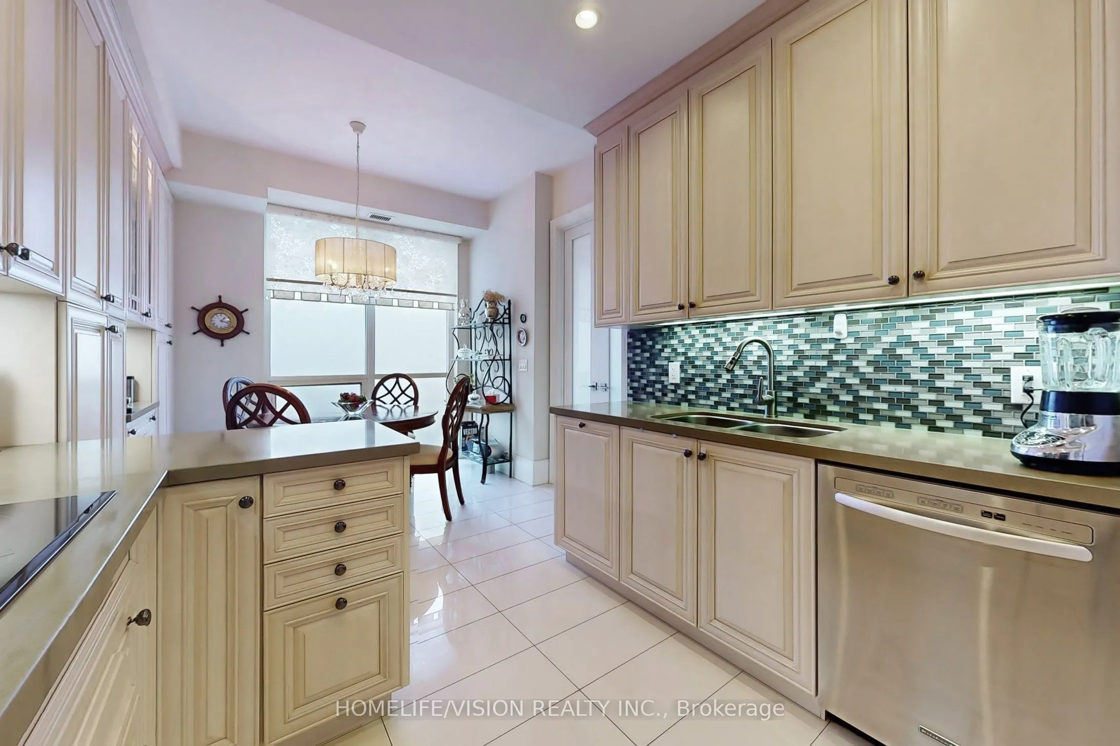 70 Roehampton Avenue, #2620