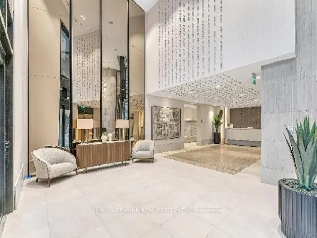 2020 Bathurst Street, #639