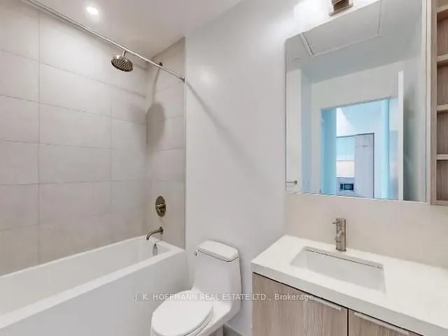 2020 Bathurst Street, #639
