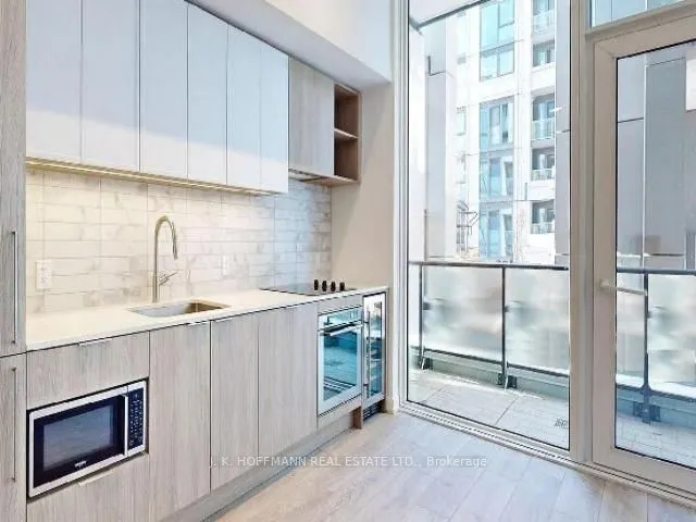 2020 Bathurst Street, #639