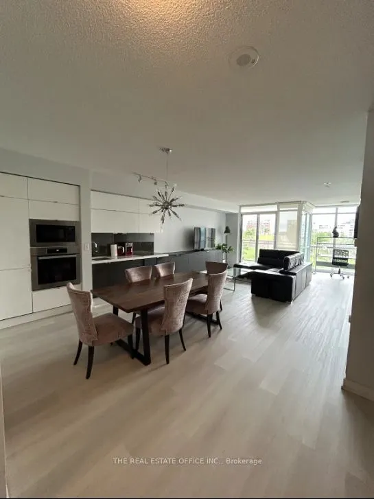 151 Dan Leckie Way #202