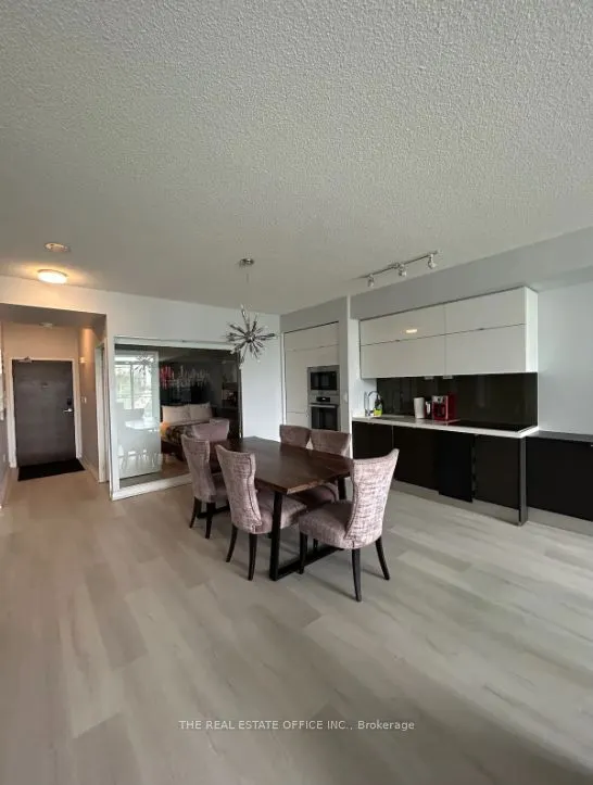 151 Dan Leckie Way #202