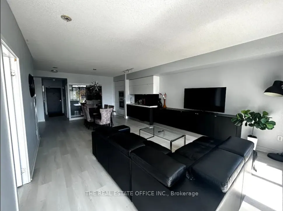 151 Dan Leckie Way #202