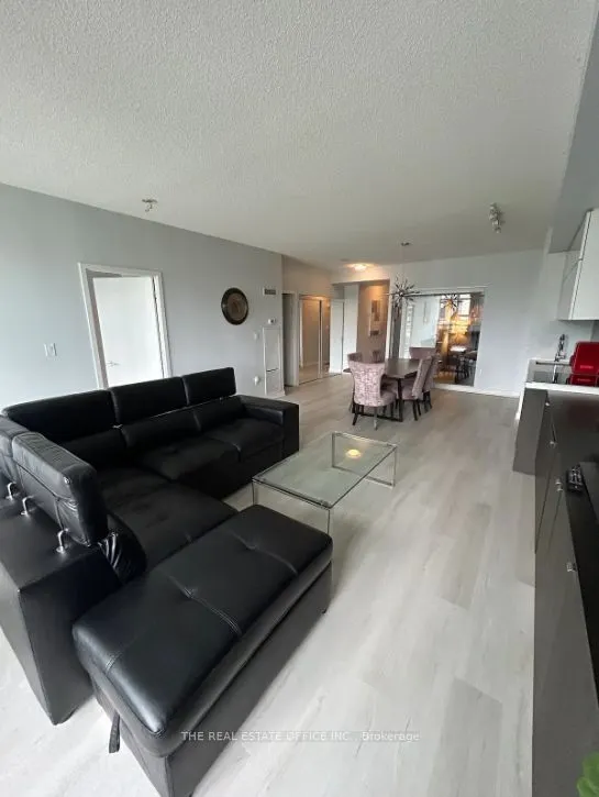 151 Dan Leckie Way #202
