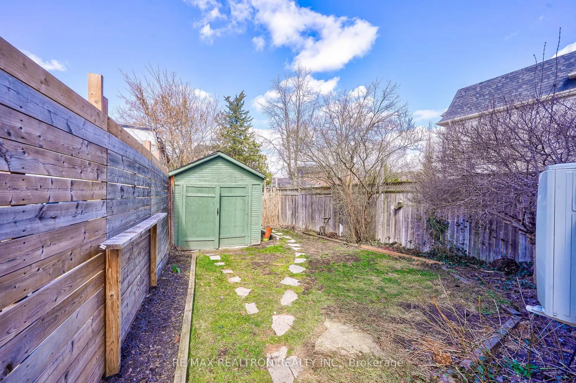 216 Brooke Avenue