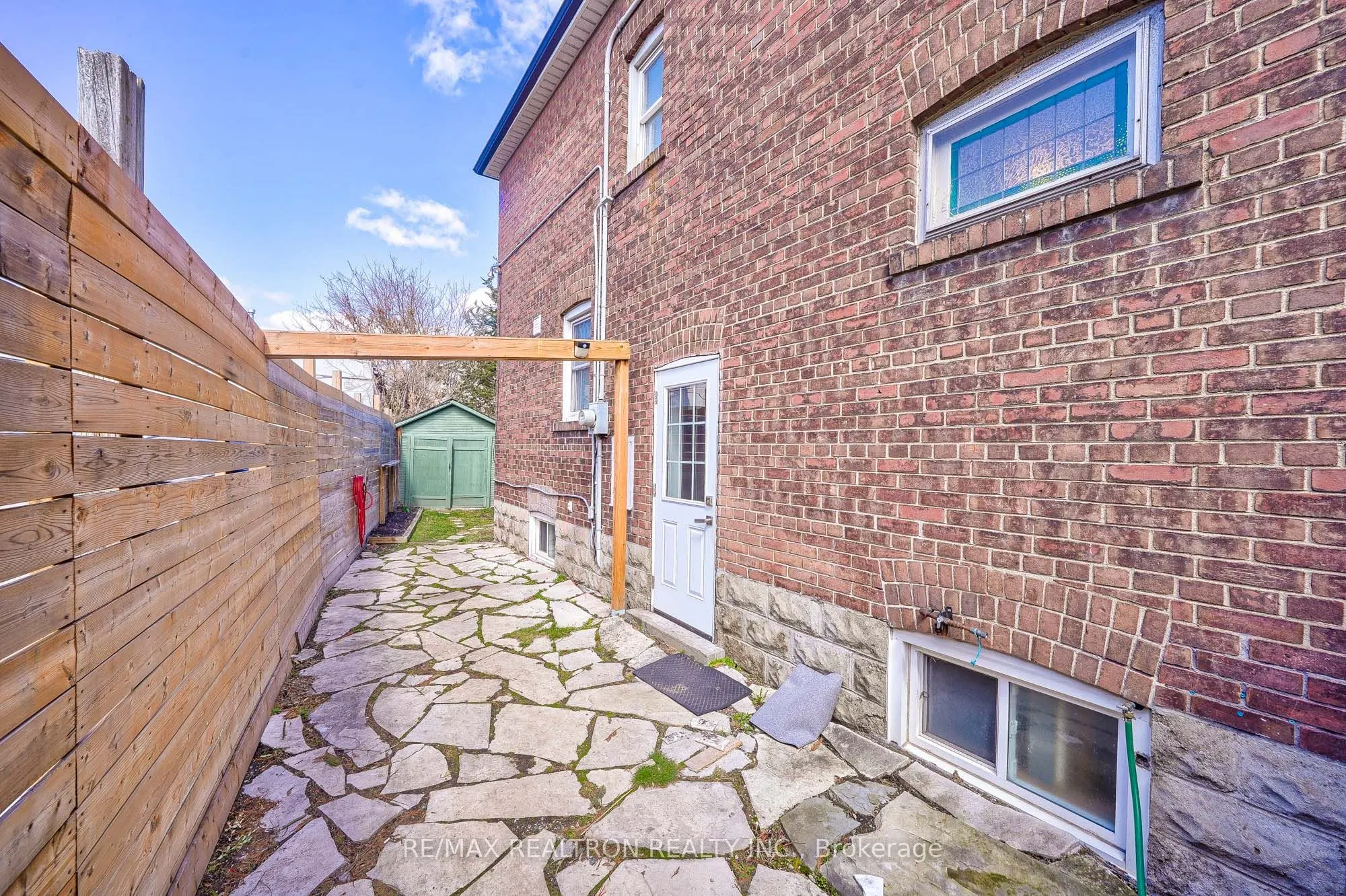 216 Brooke Avenue