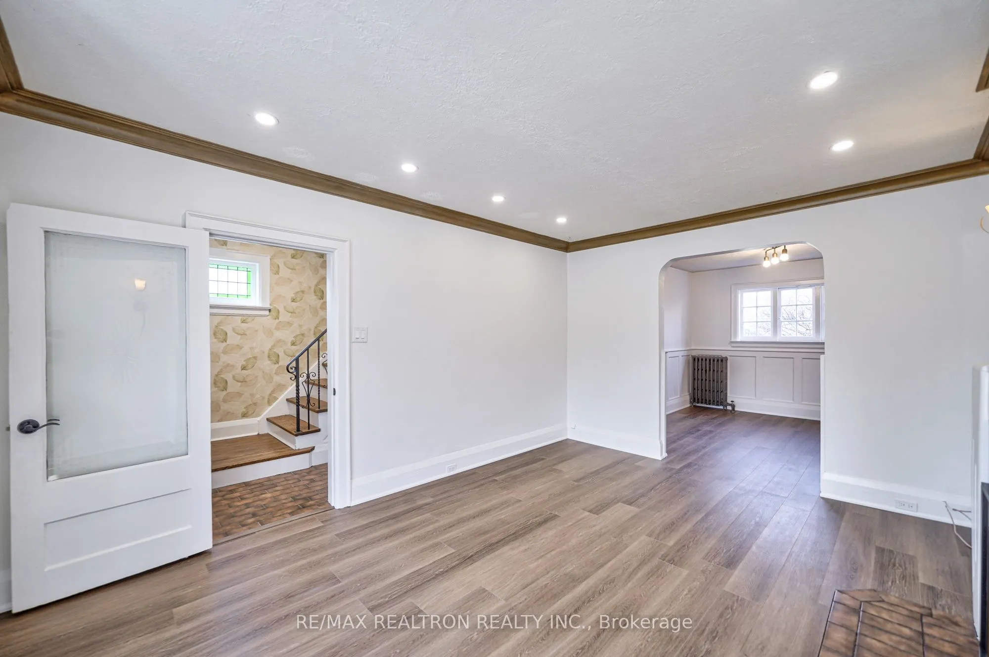 216 Brooke Avenue