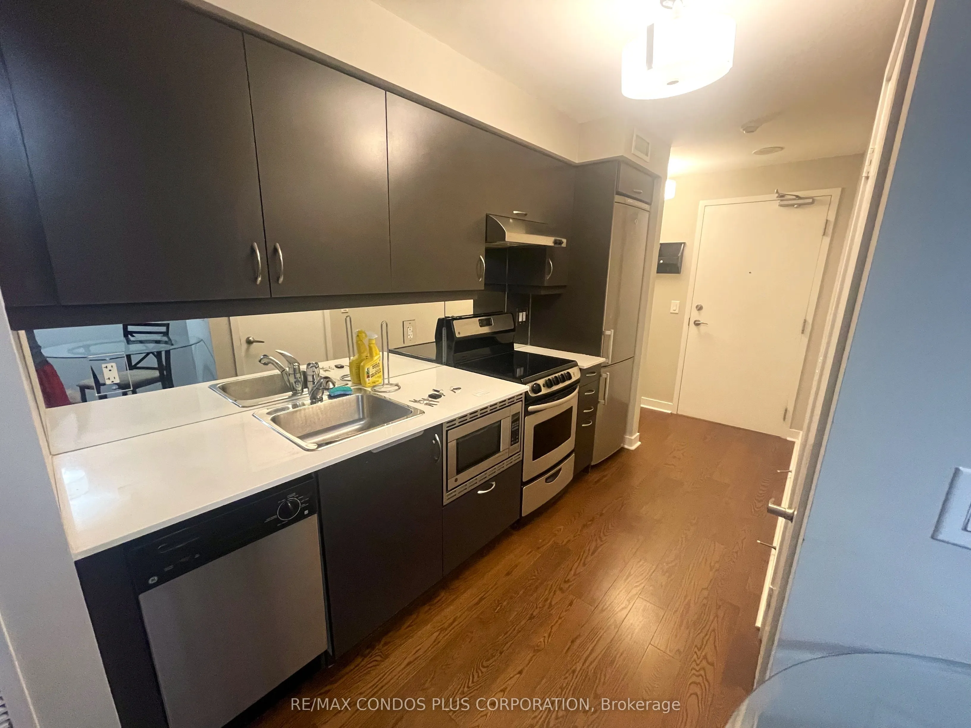 320 Richmond Street E, #1017