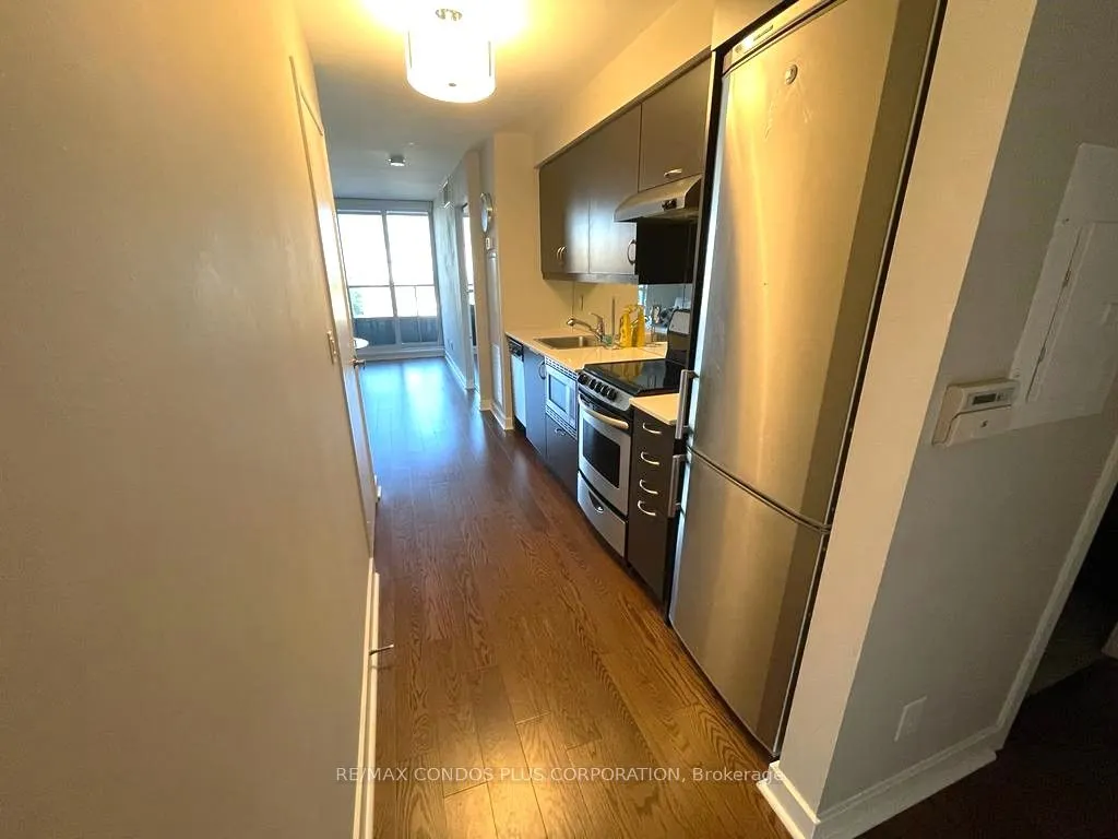 320 Richmond Street E, #1017