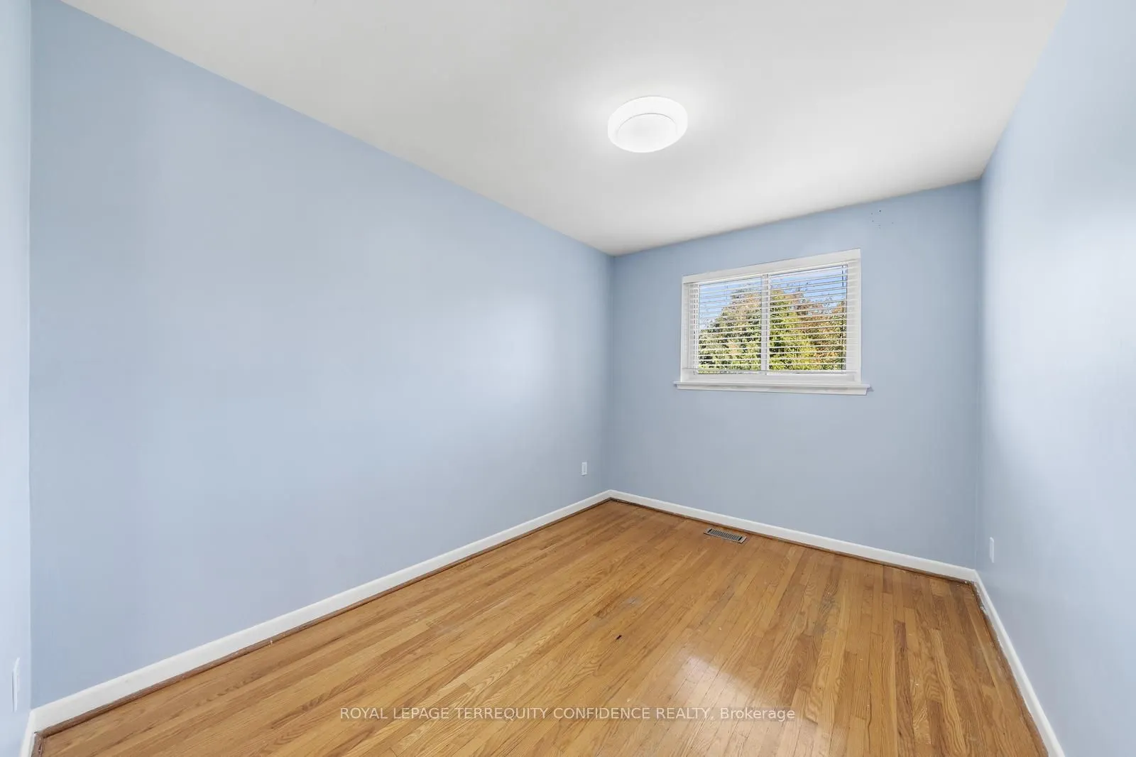 23 Lesgay Crescent