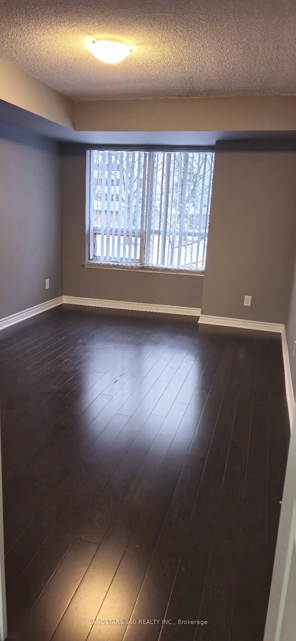 27 Rean Drive, #217