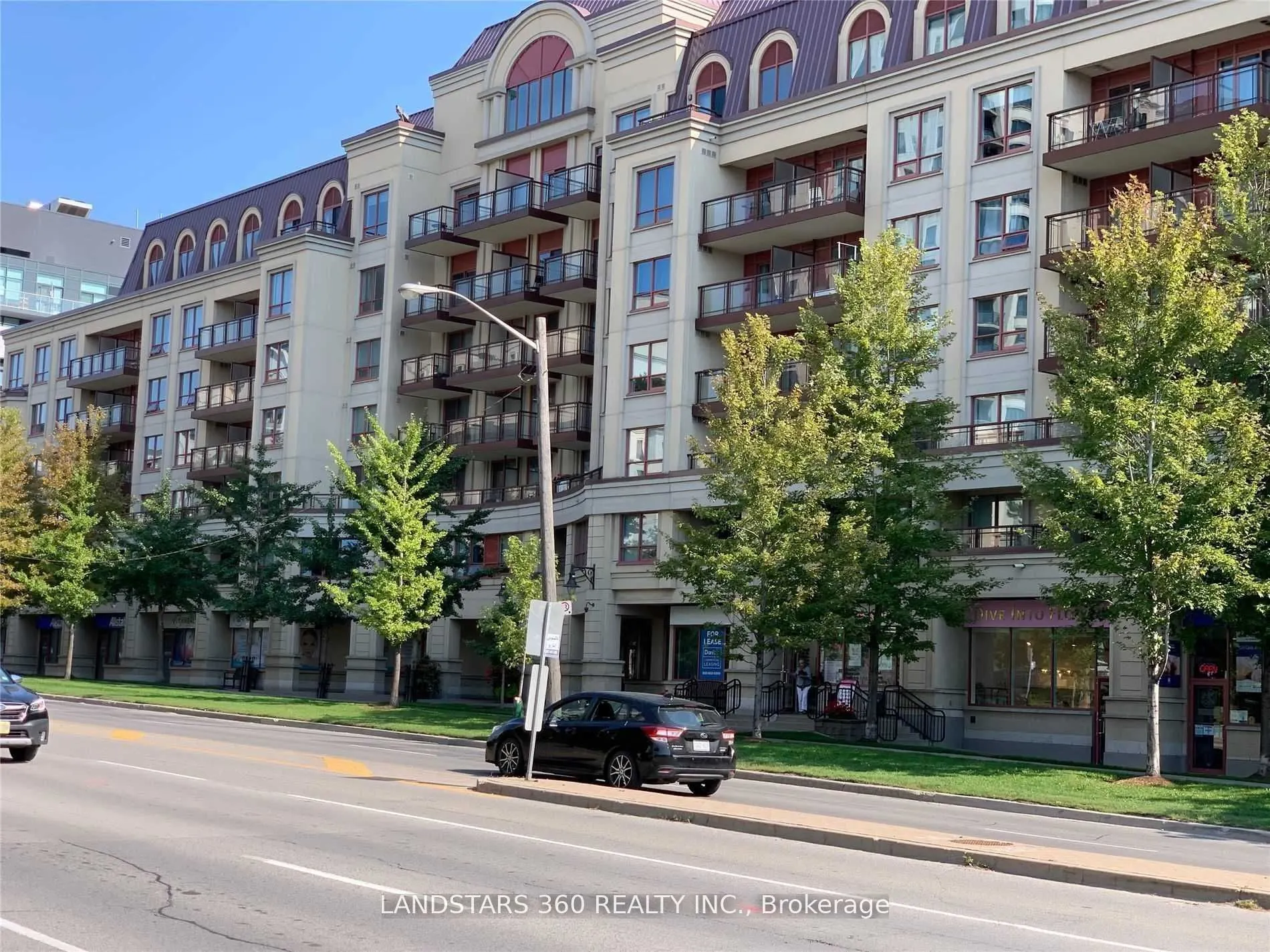 27 Rean Drive, #217
