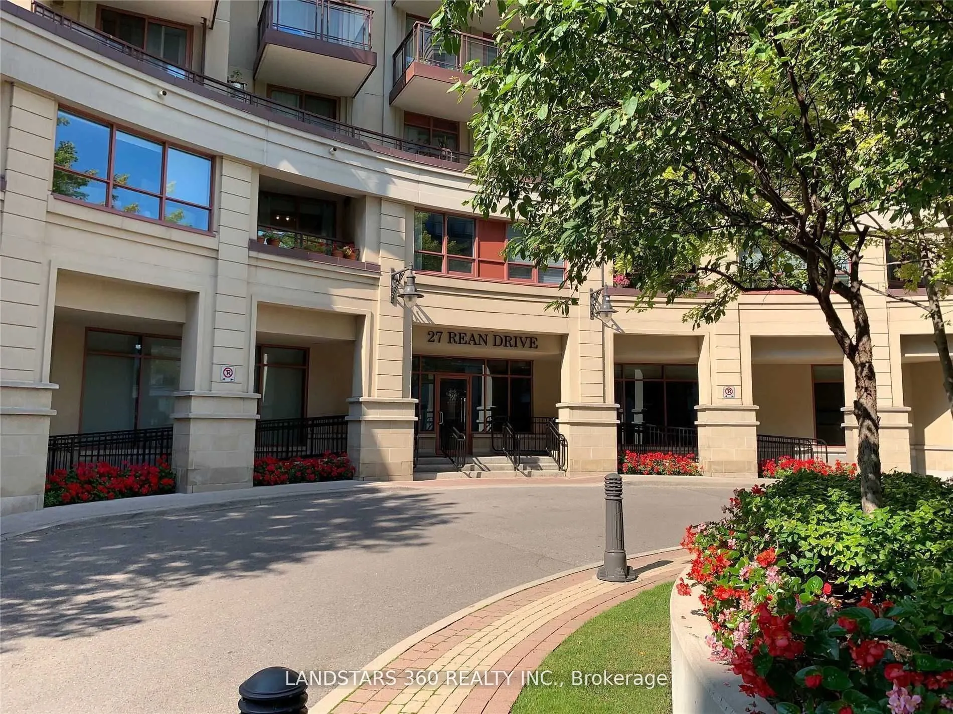 27 Rean Drive, #217