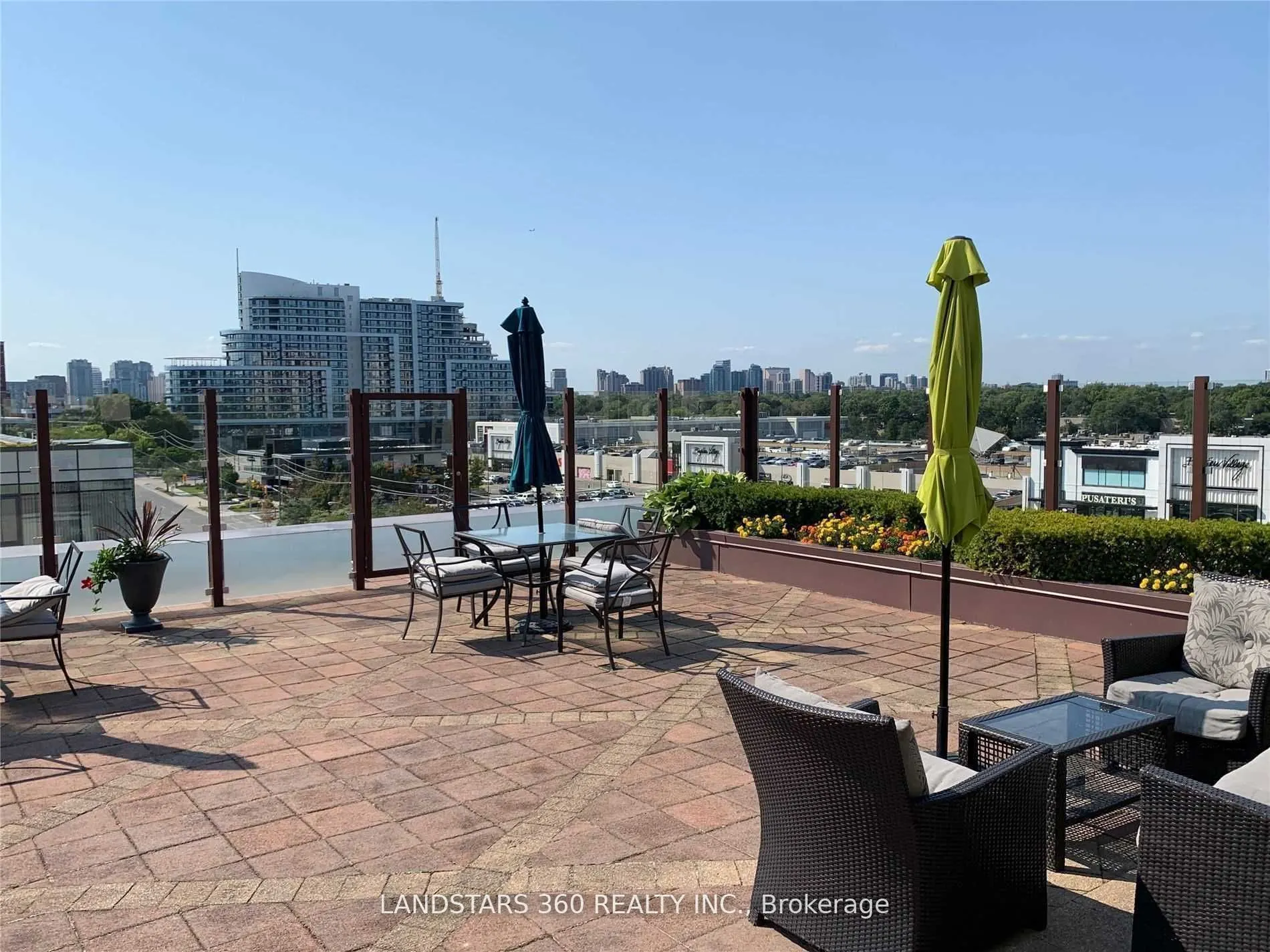 27 Rean Drive, #217