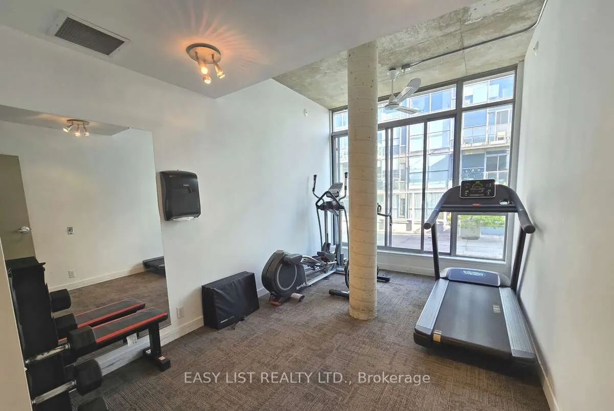 36 Charlotte Street #501