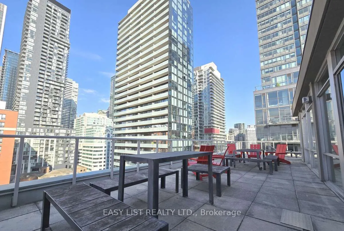 36 Charlotte Street #501