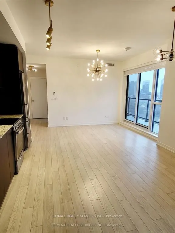 49 East Liberty Street S, #1503