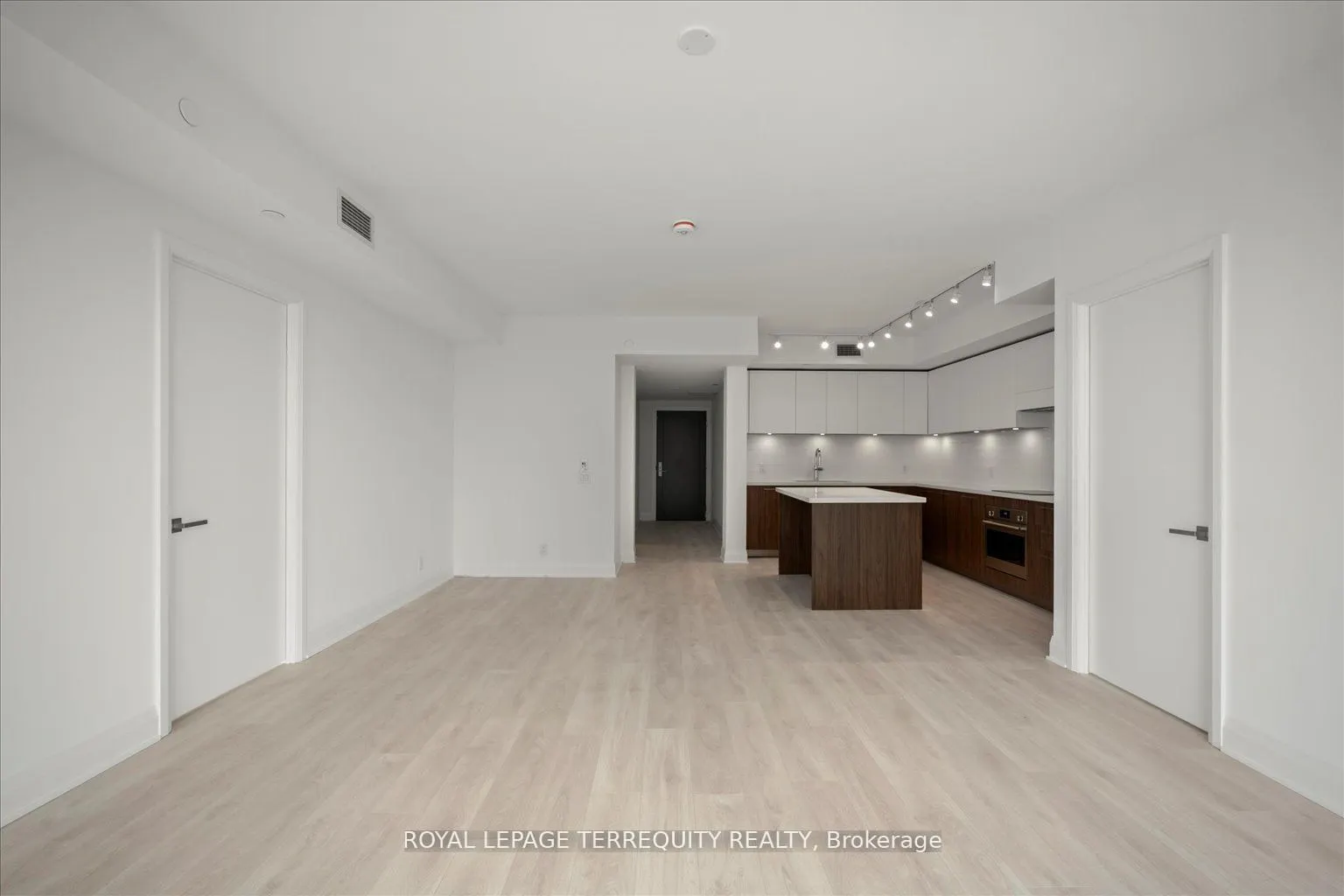 33 Frederick Todd Way, #1406