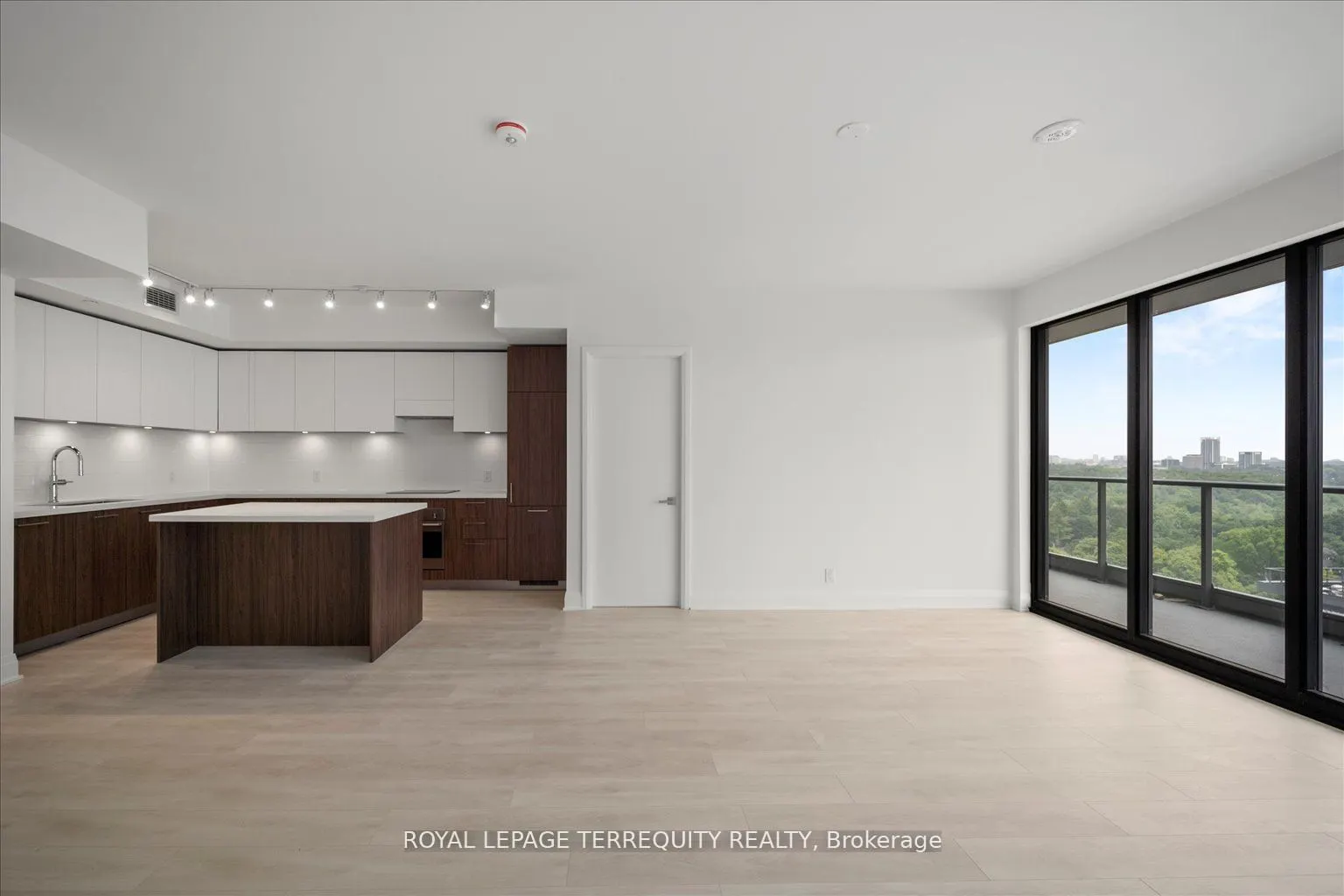 33 Frederick Todd Way, #1406