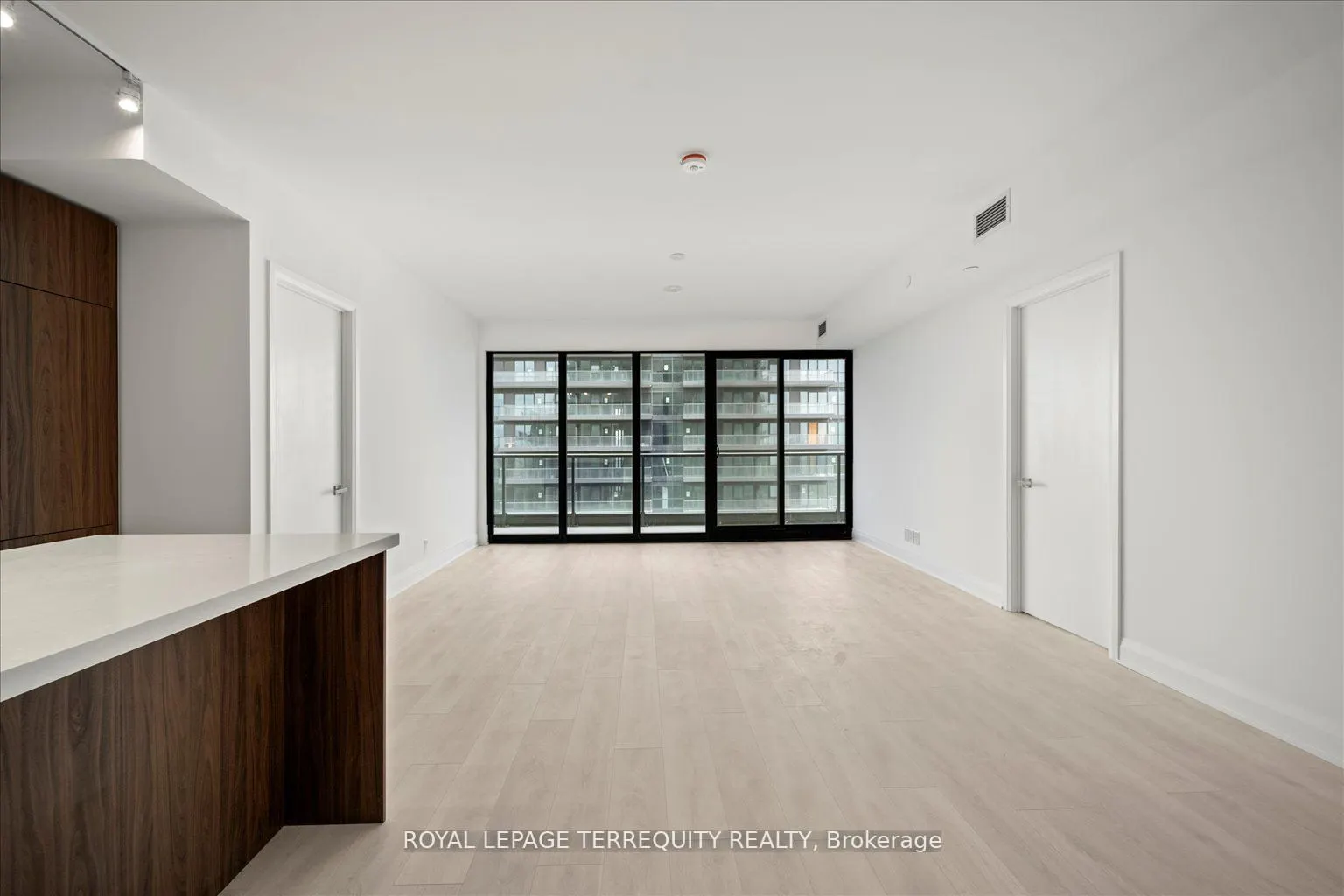 33 Frederick Todd Way, #1406
