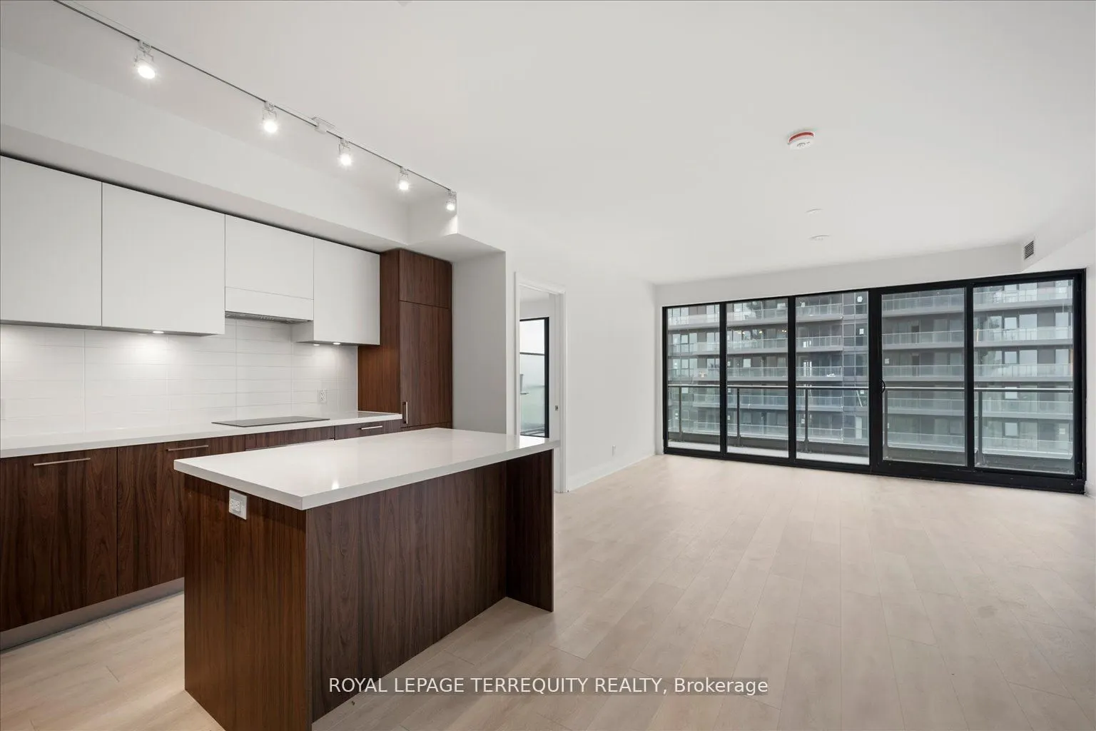 33 Frederick Todd Way, #1406