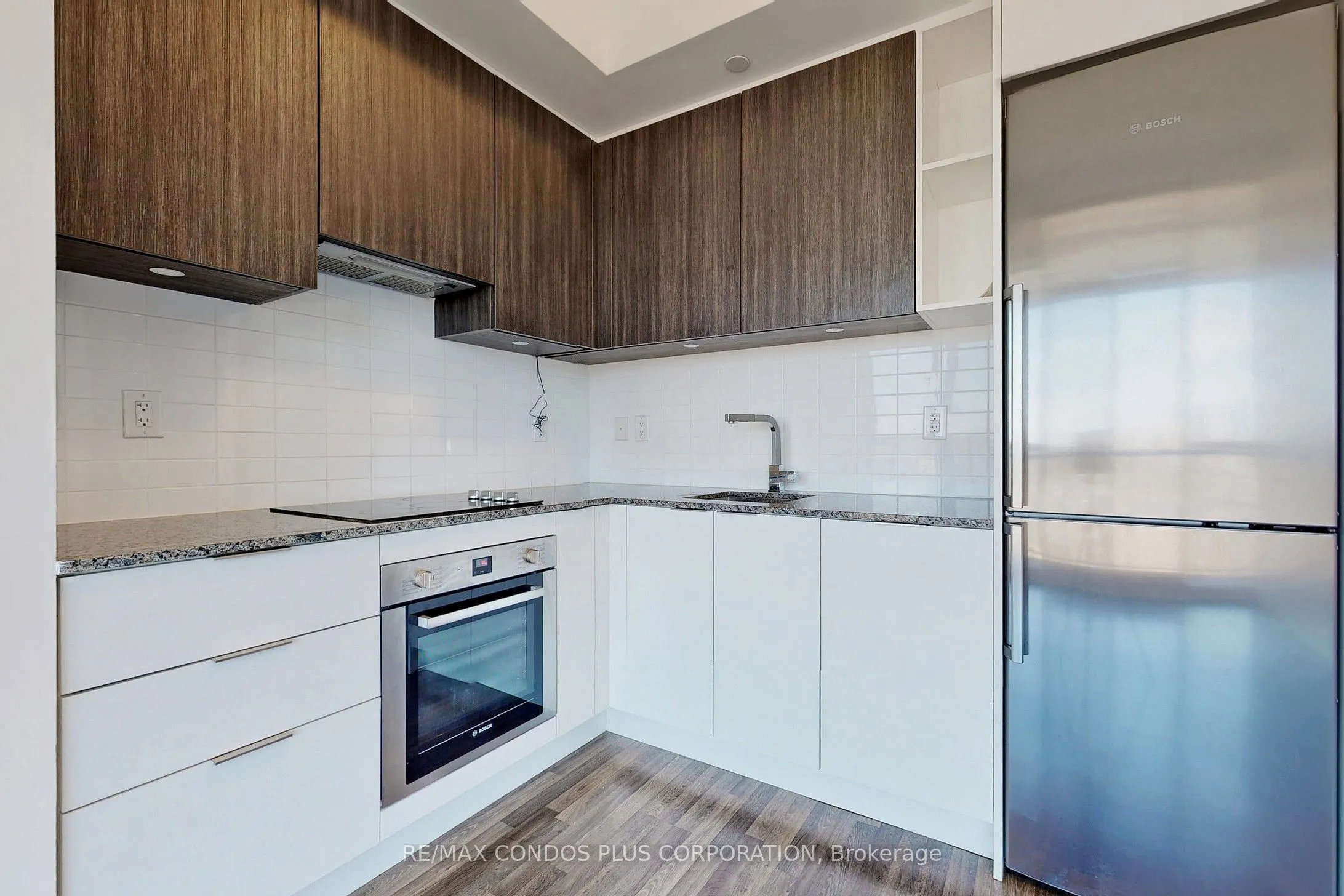 120 Parliament Street, #2303