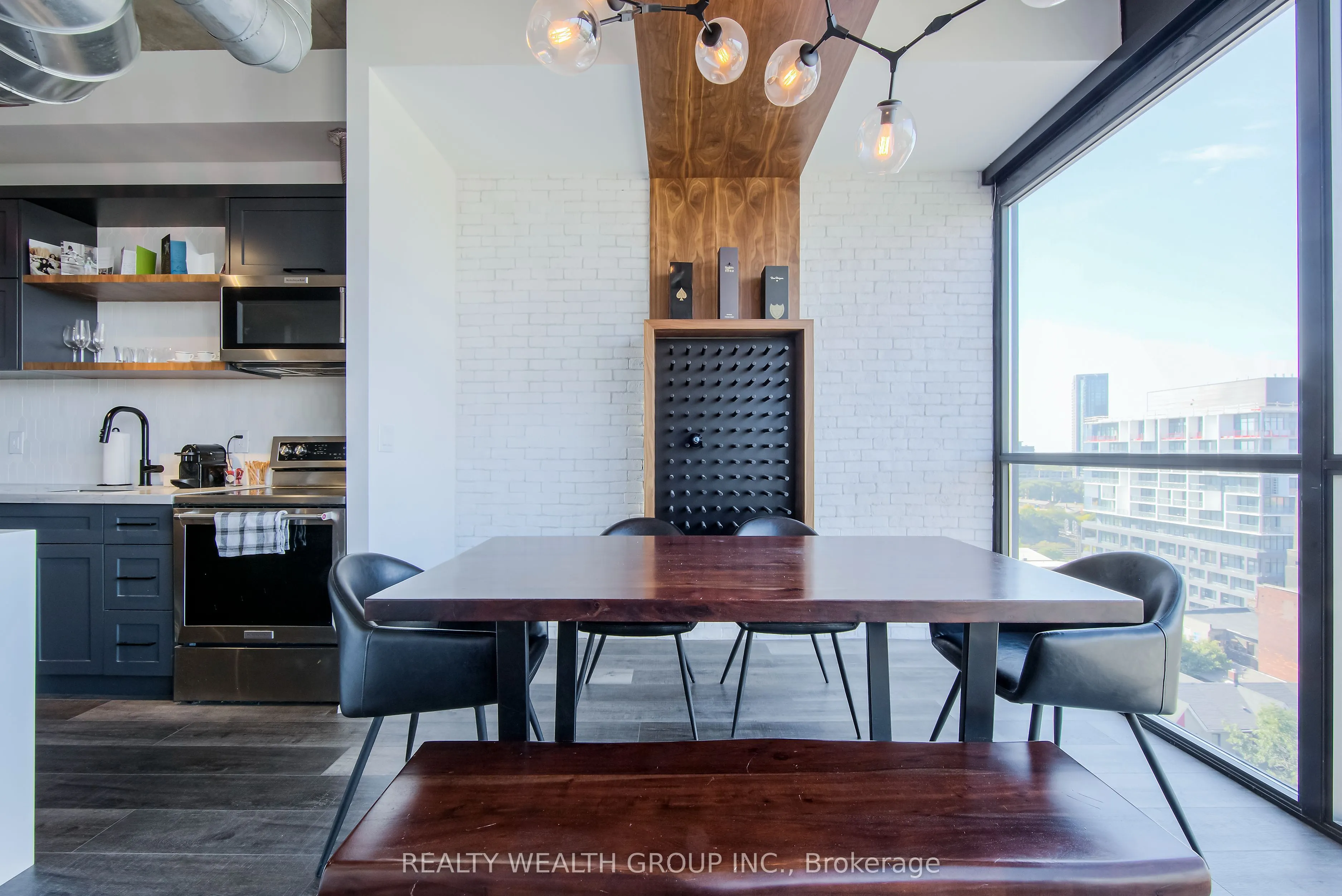 60 Bathurst Street, #1014