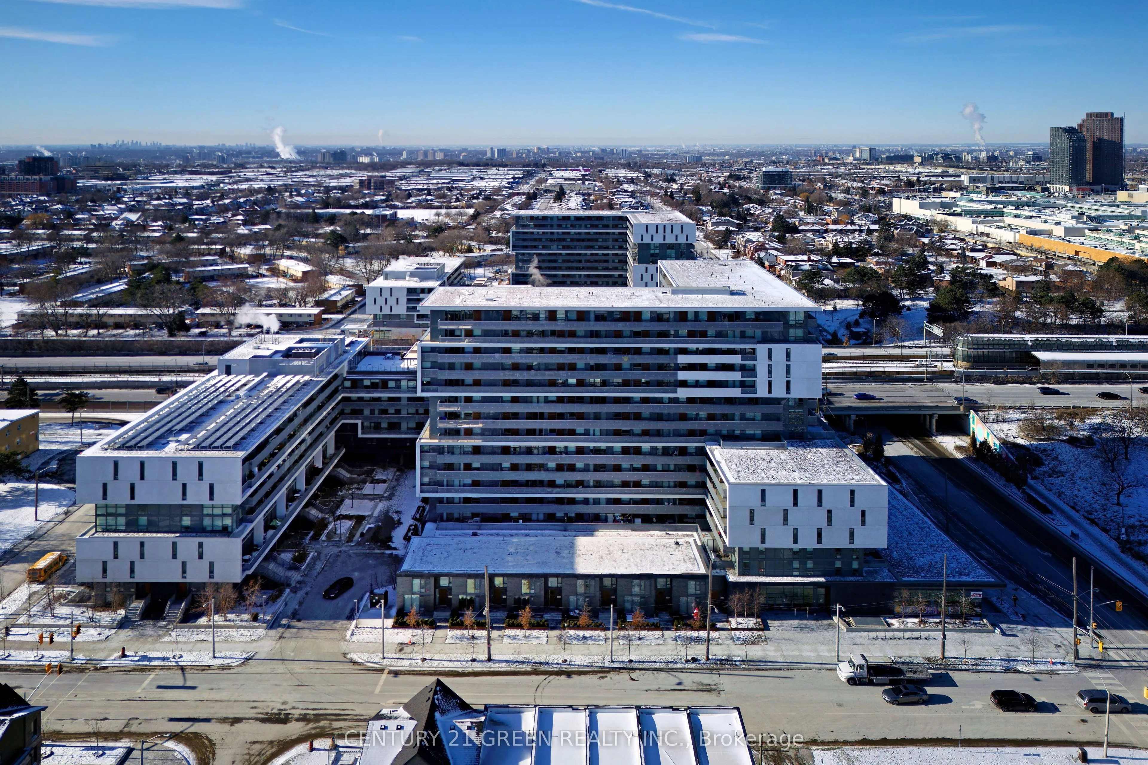 120 Varna Drive, #403