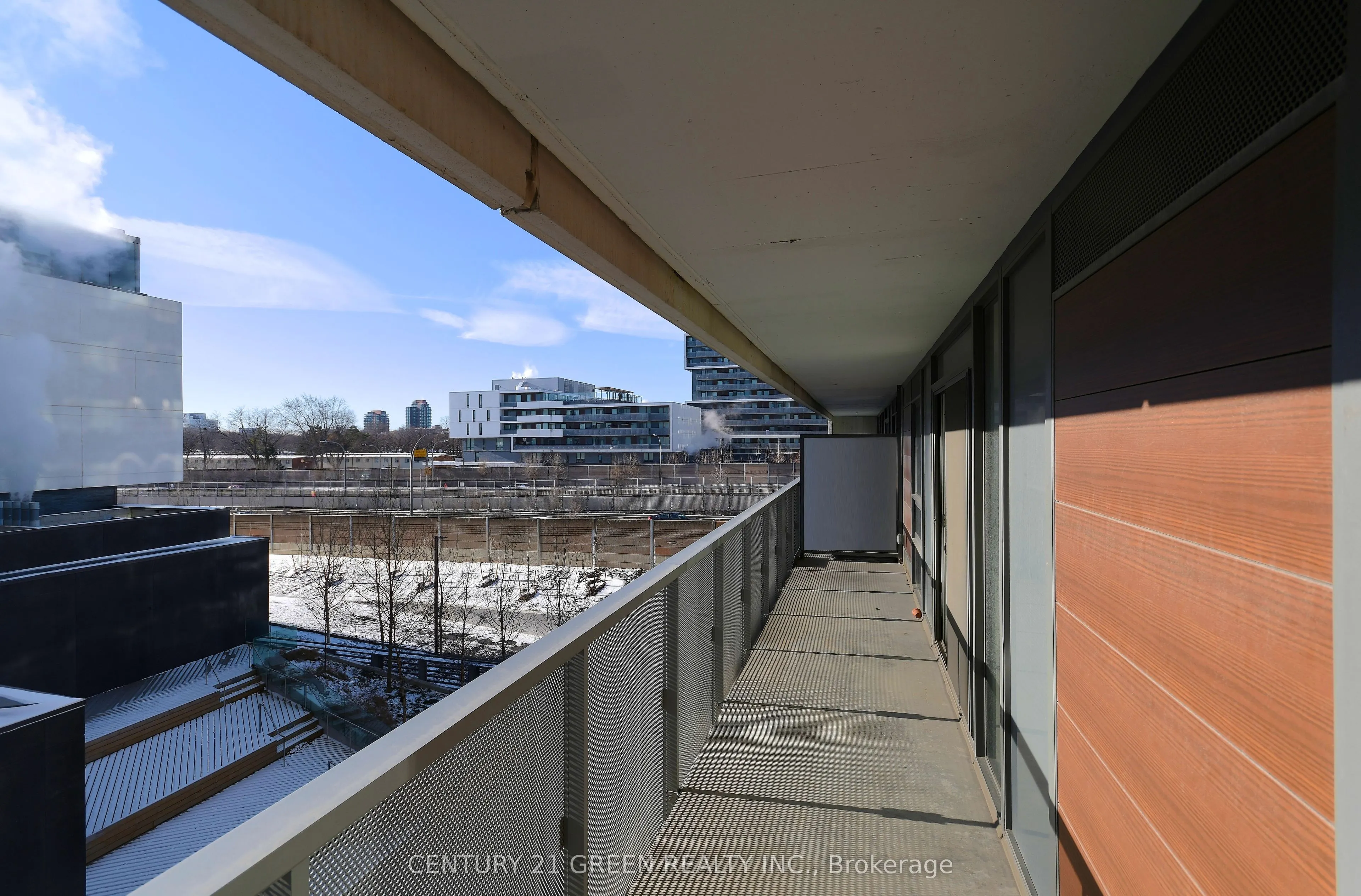 120 Varna Drive, #403