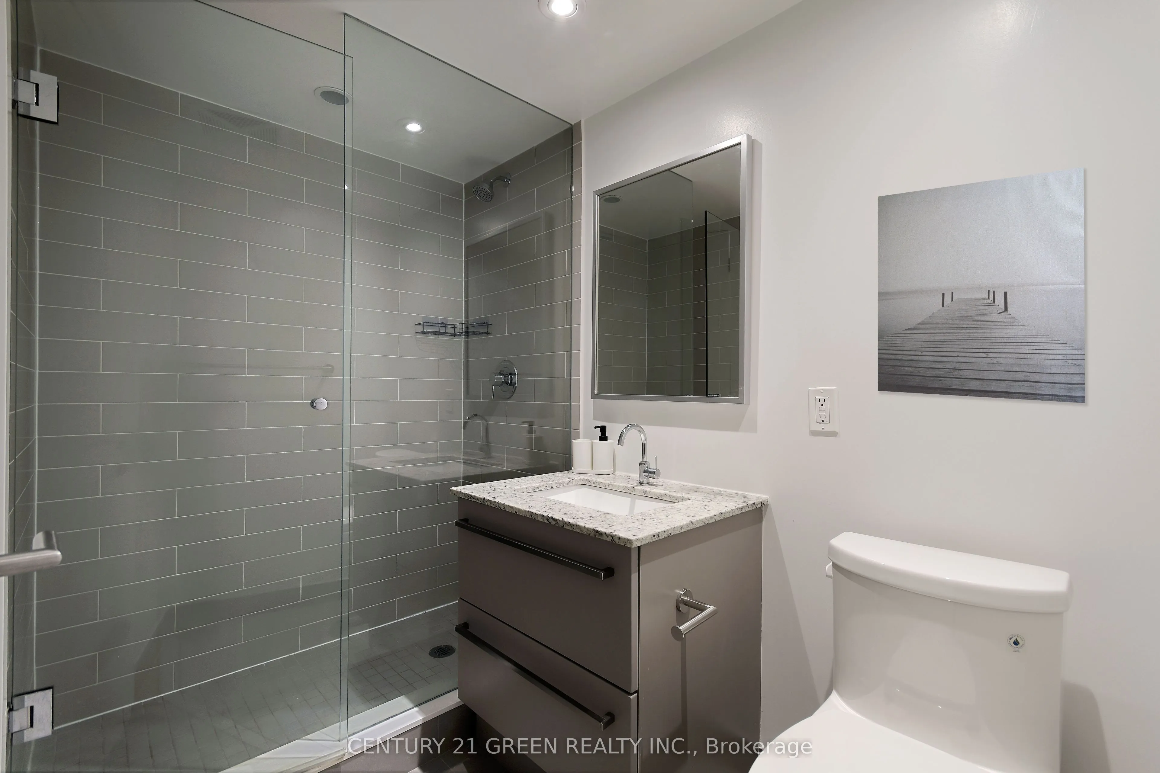 120 Varna Drive, #403