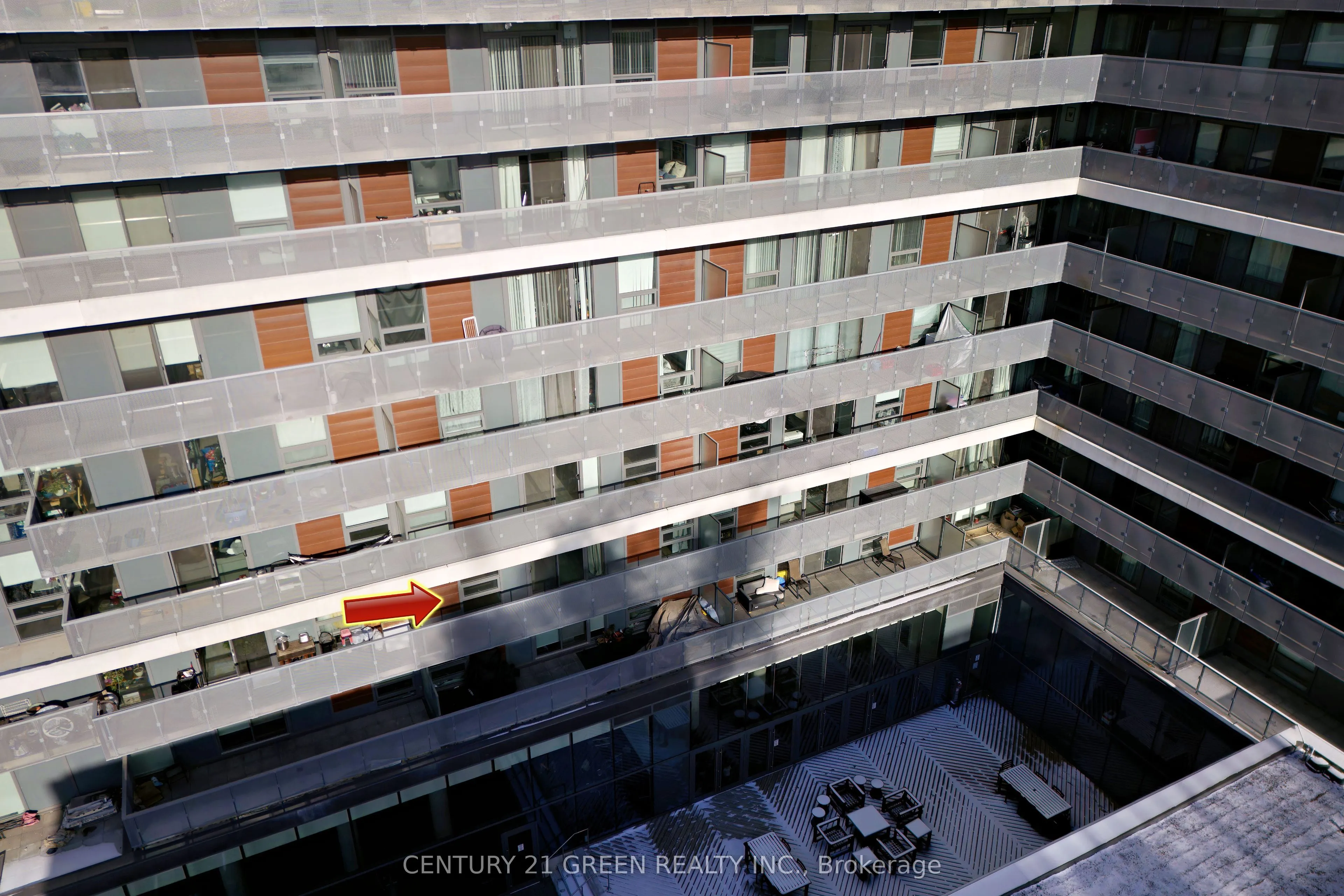 120 Varna Drive, #403