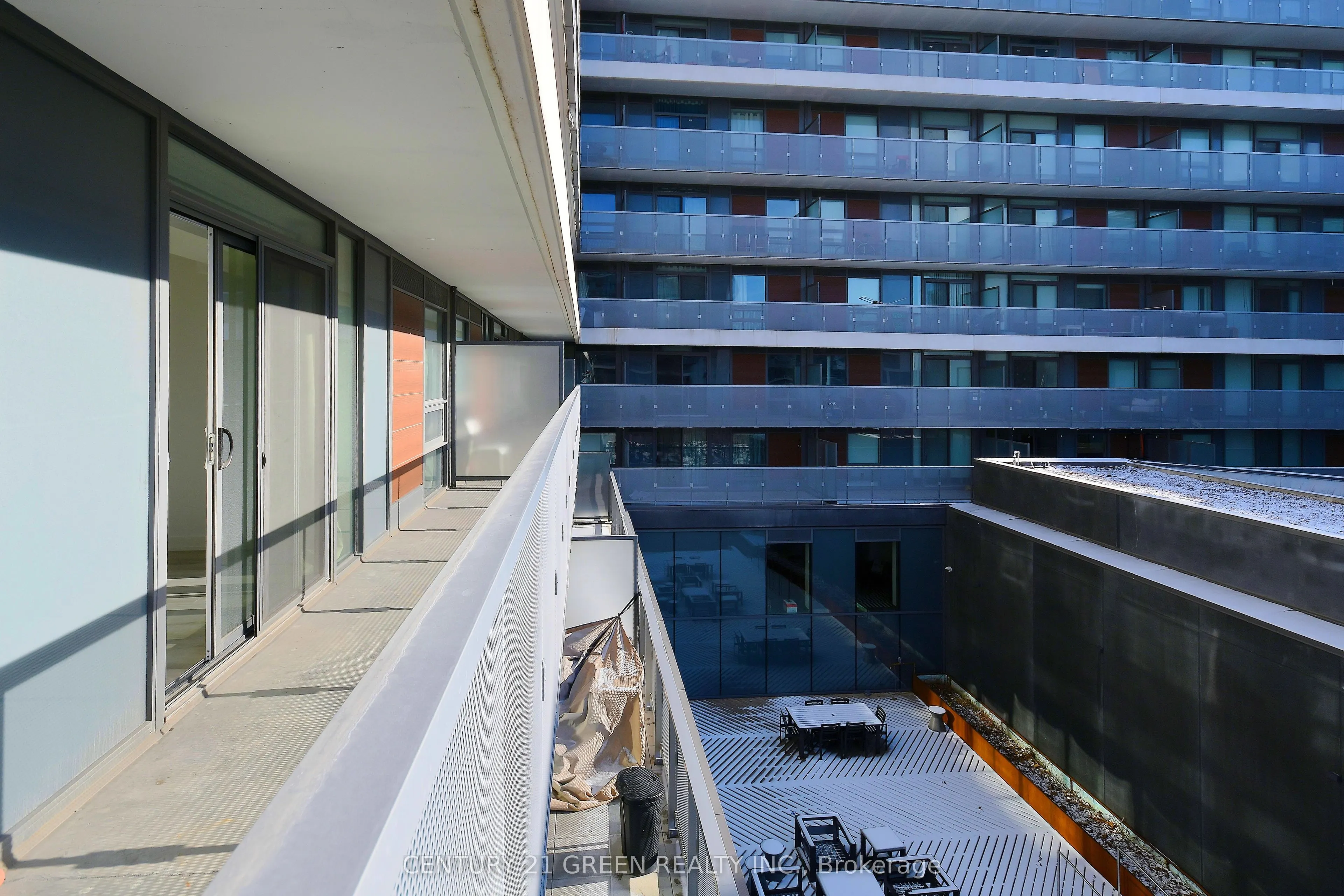 120 Varna Drive, #403