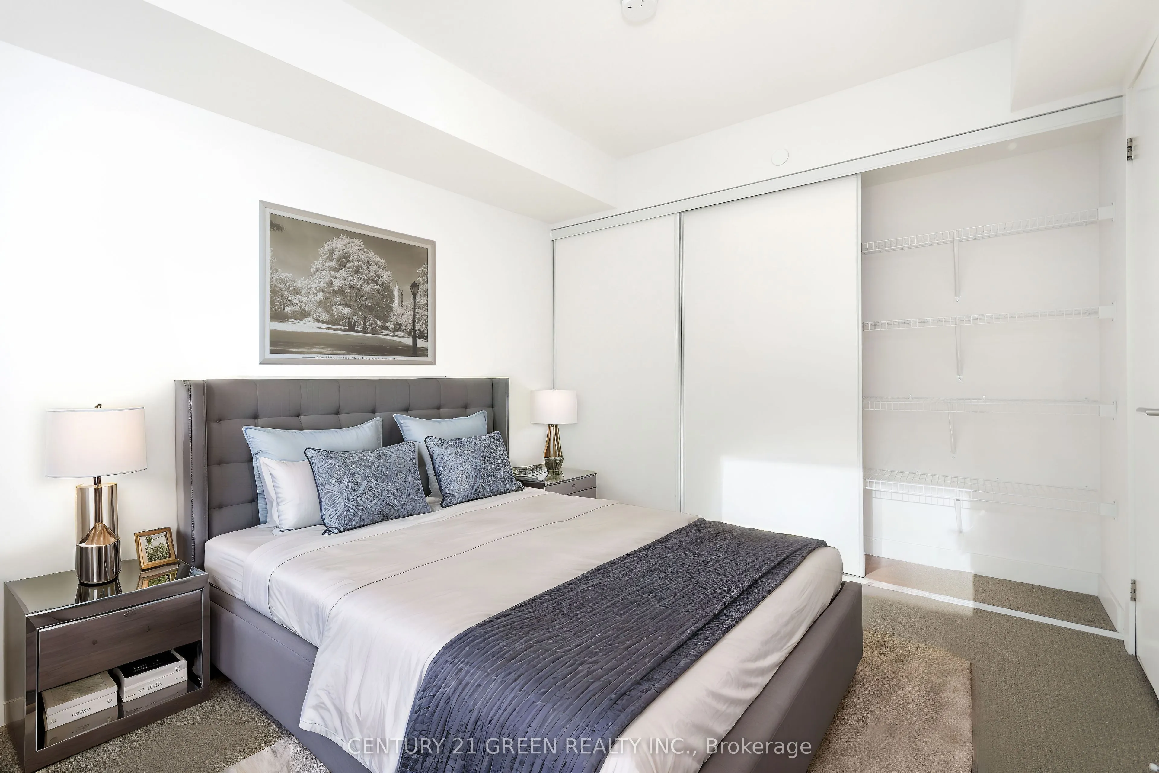 120 Varna Drive, #403