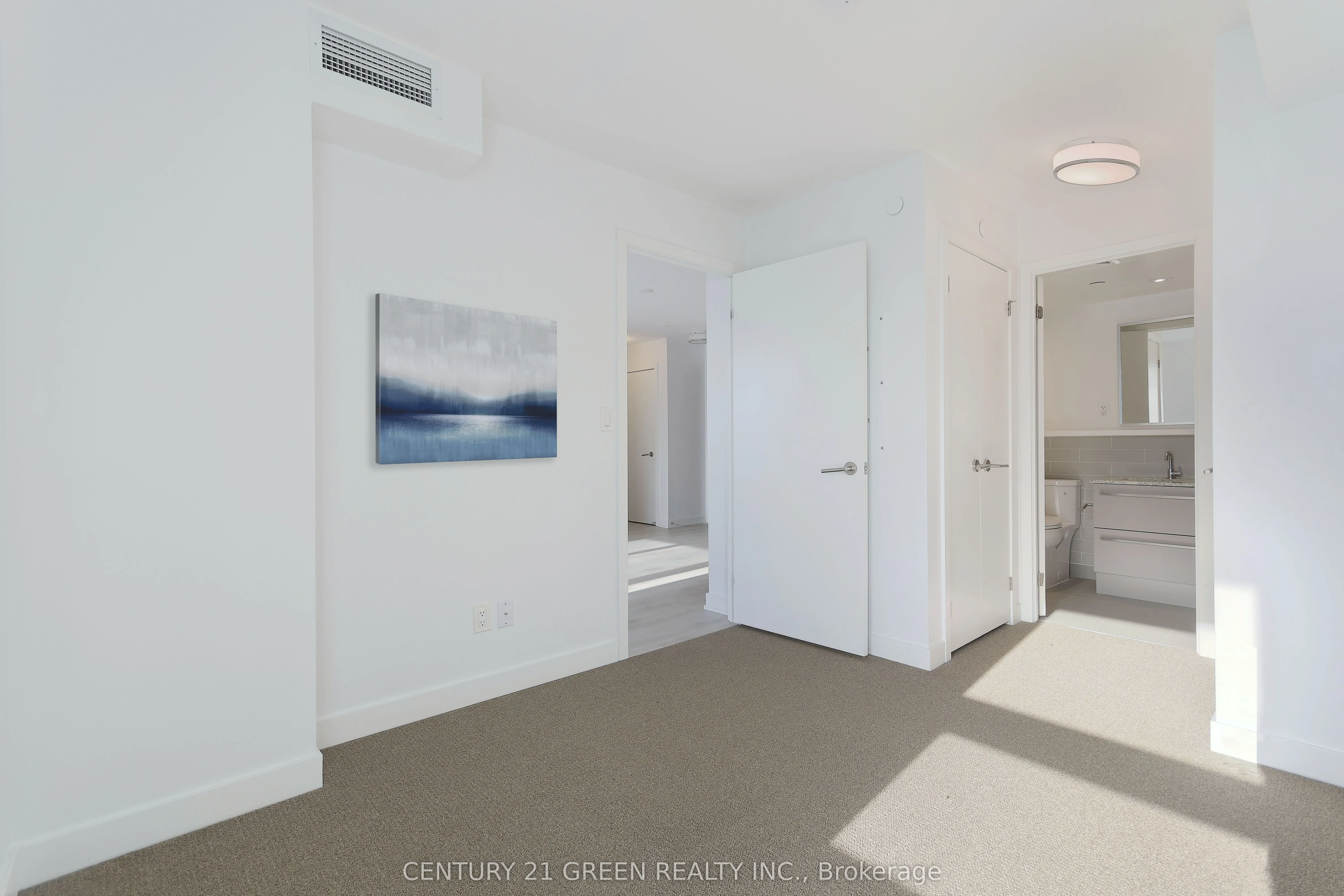 120 Varna Drive, #403