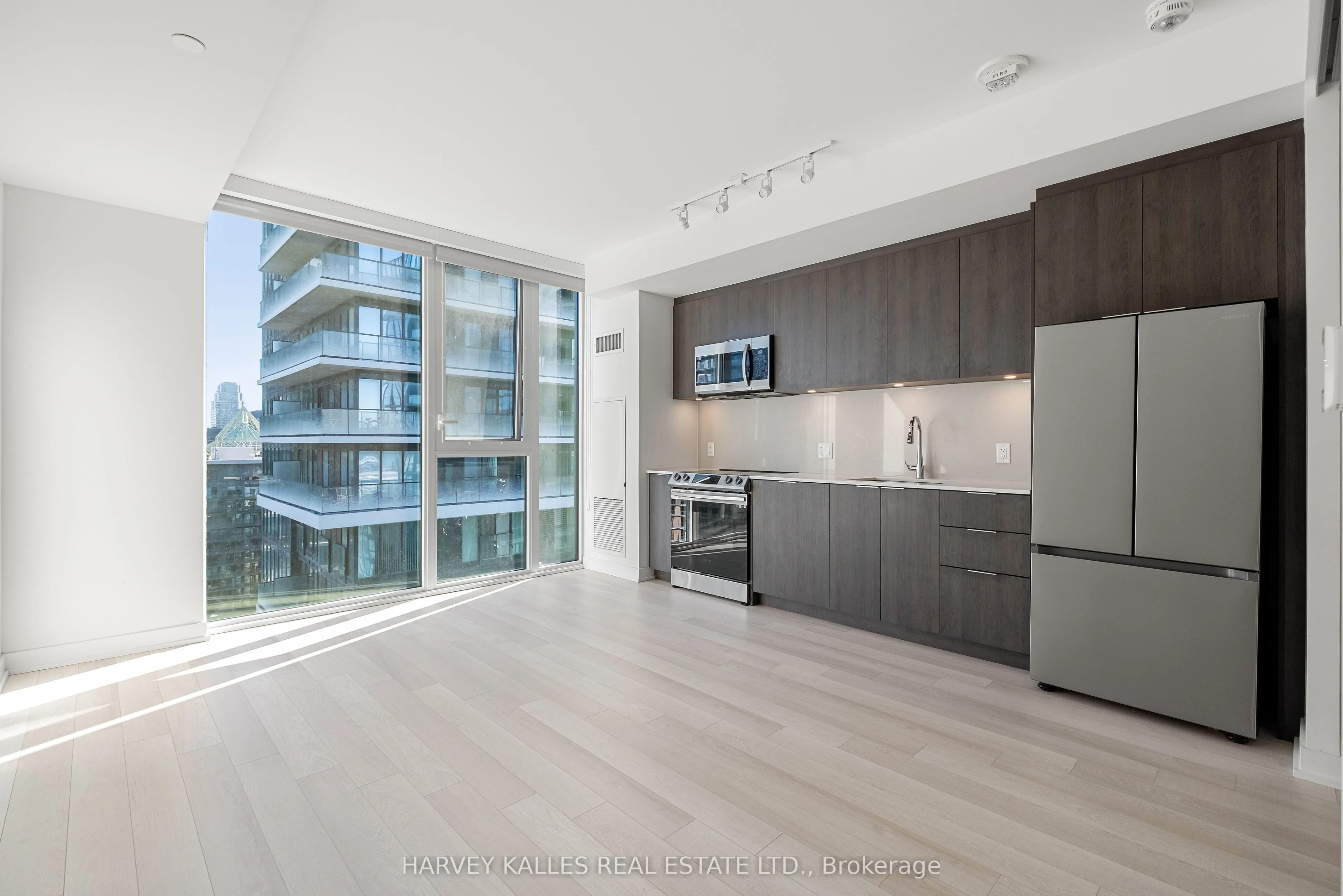 357 King Street W #3507