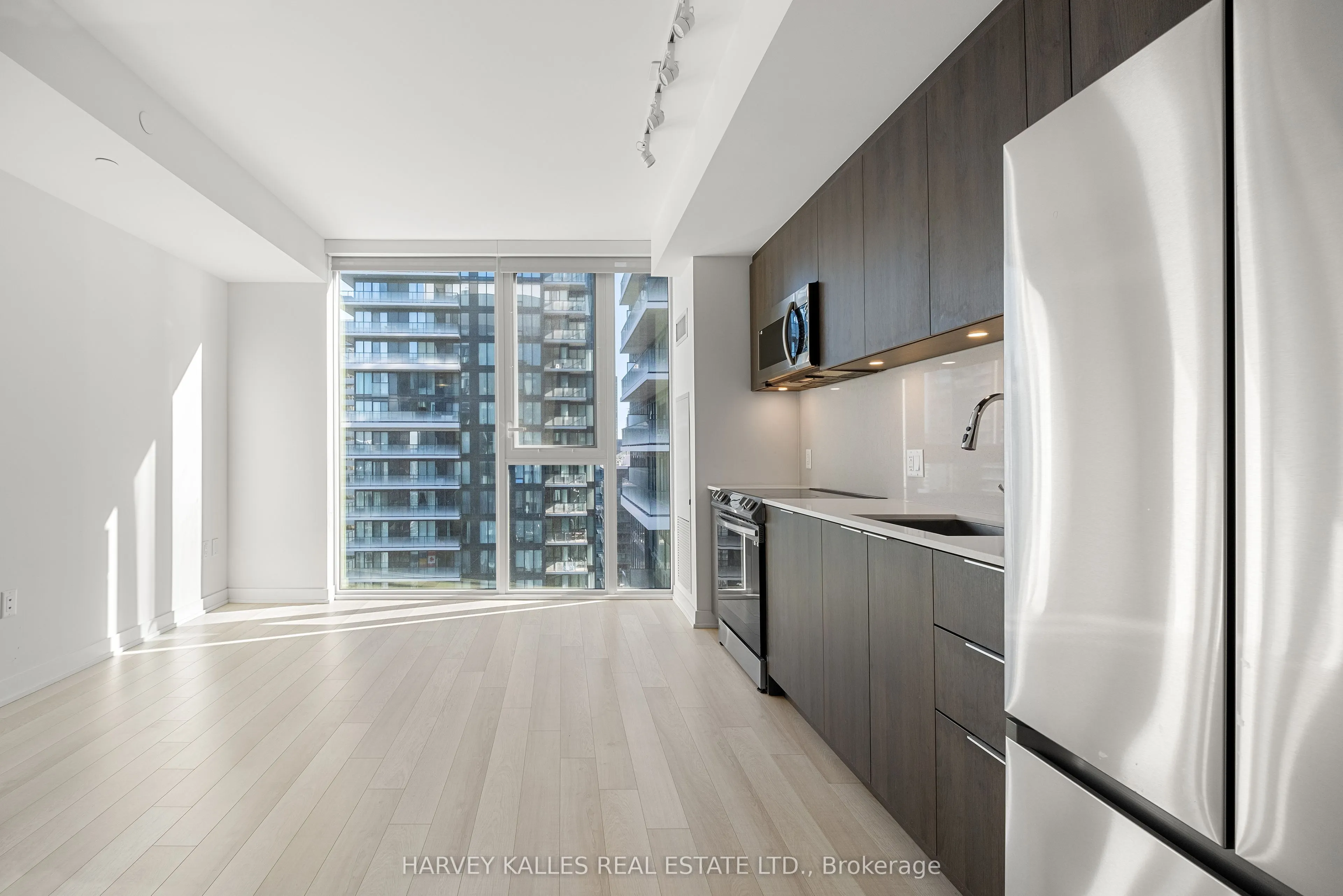 357 King Street W #3507