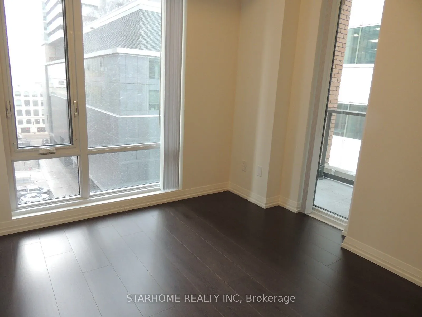 8 Widmer Street, #809