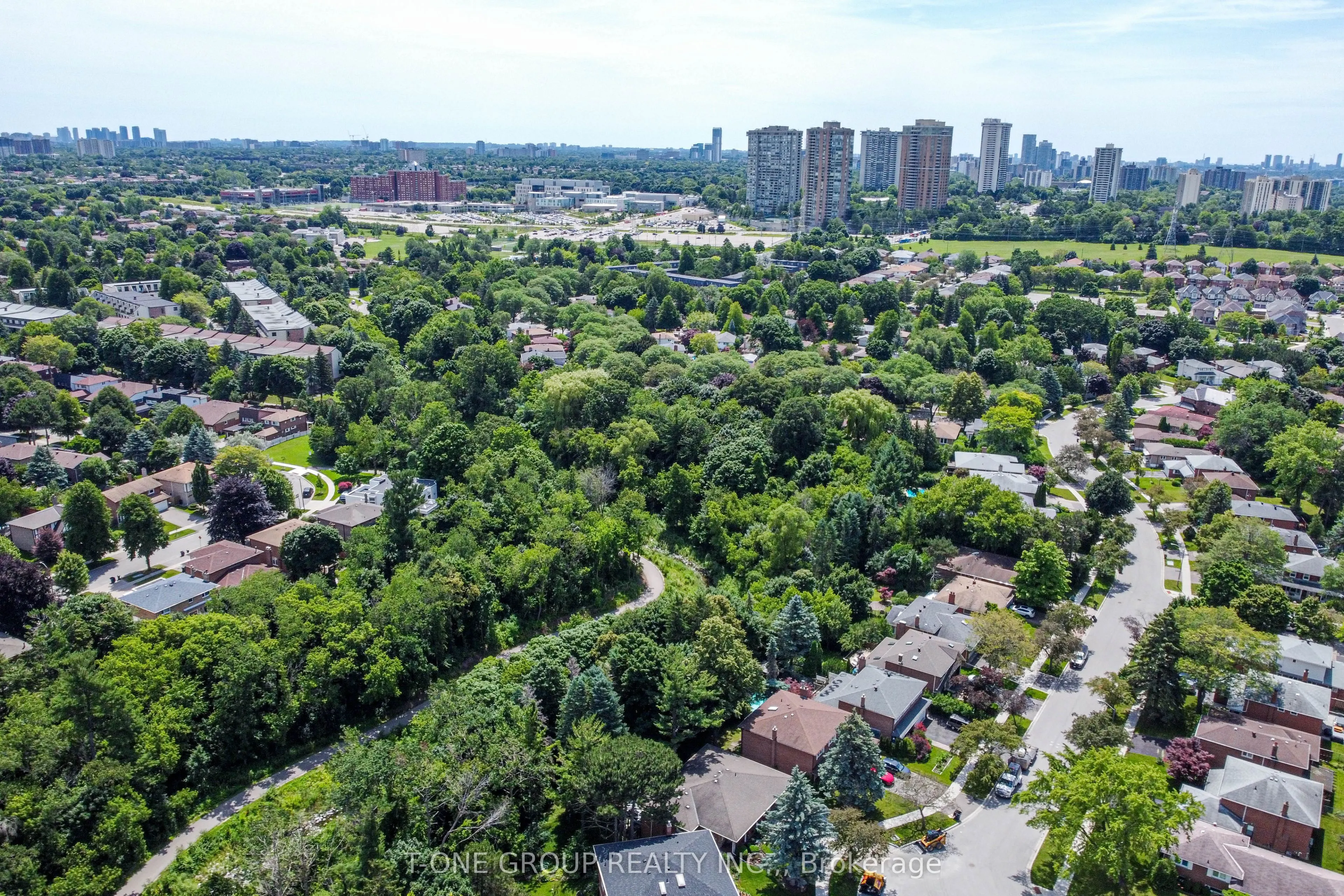 20 Zircon Court
