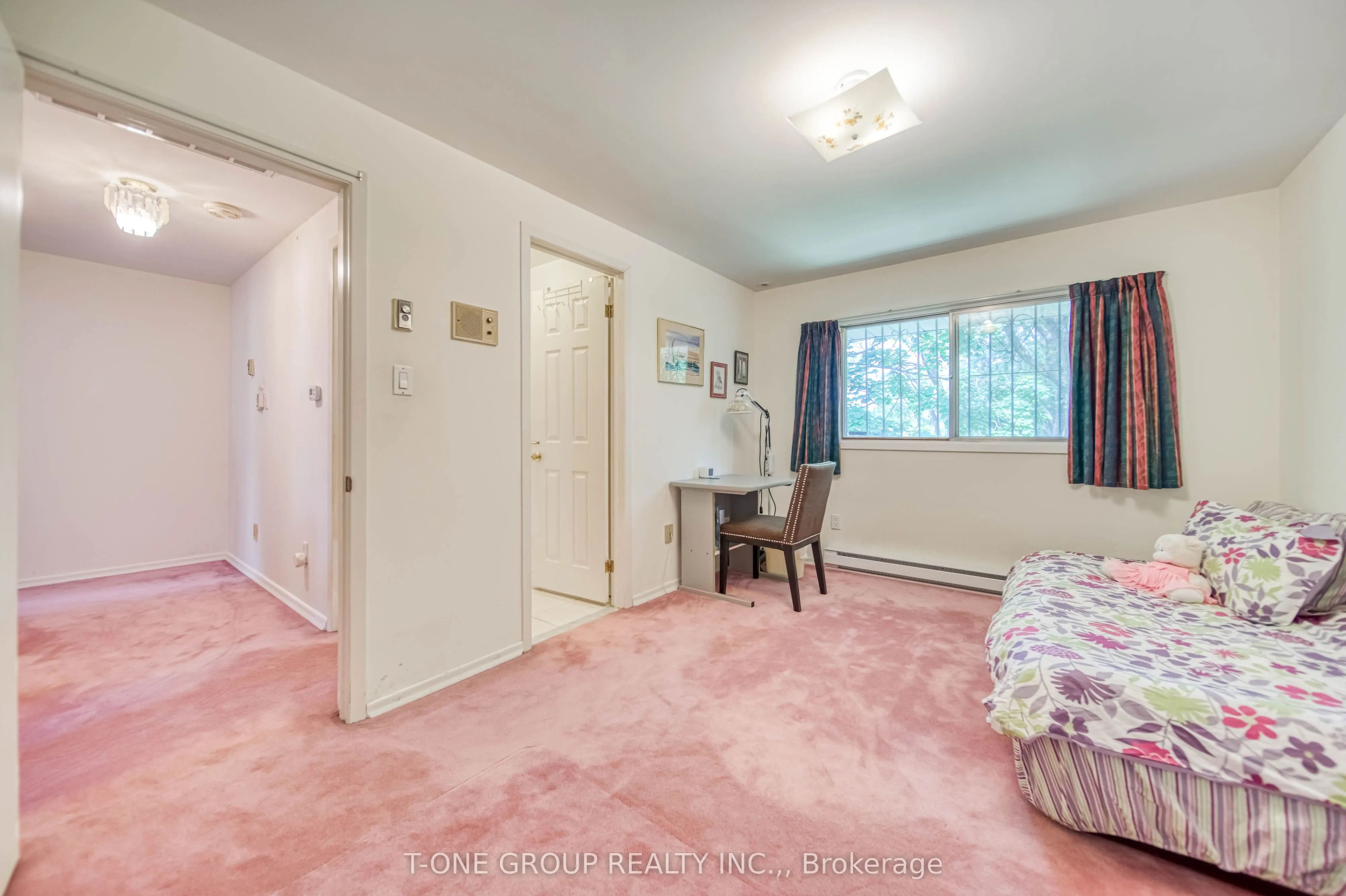 20 Zircon Court