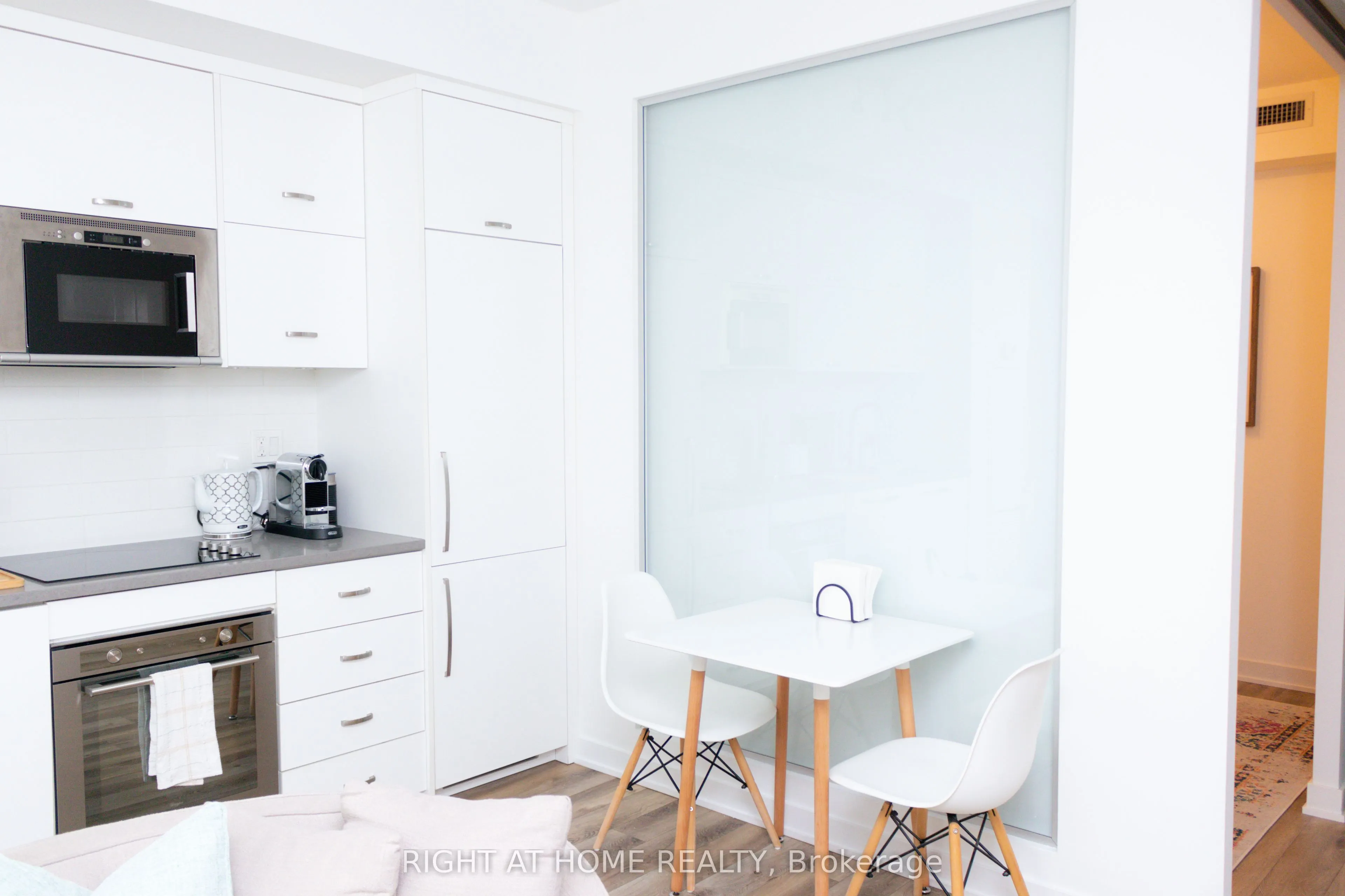 106 Dovercourt Road #515