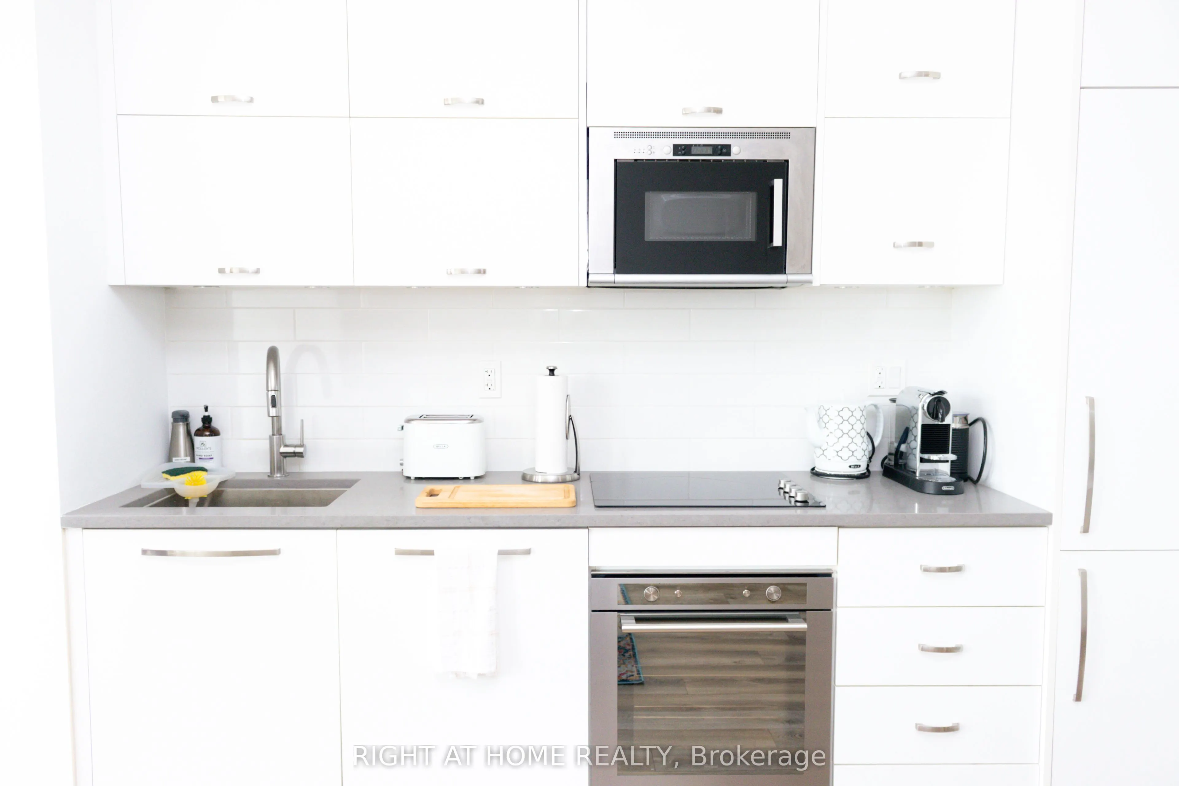 106 Dovercourt Road #515