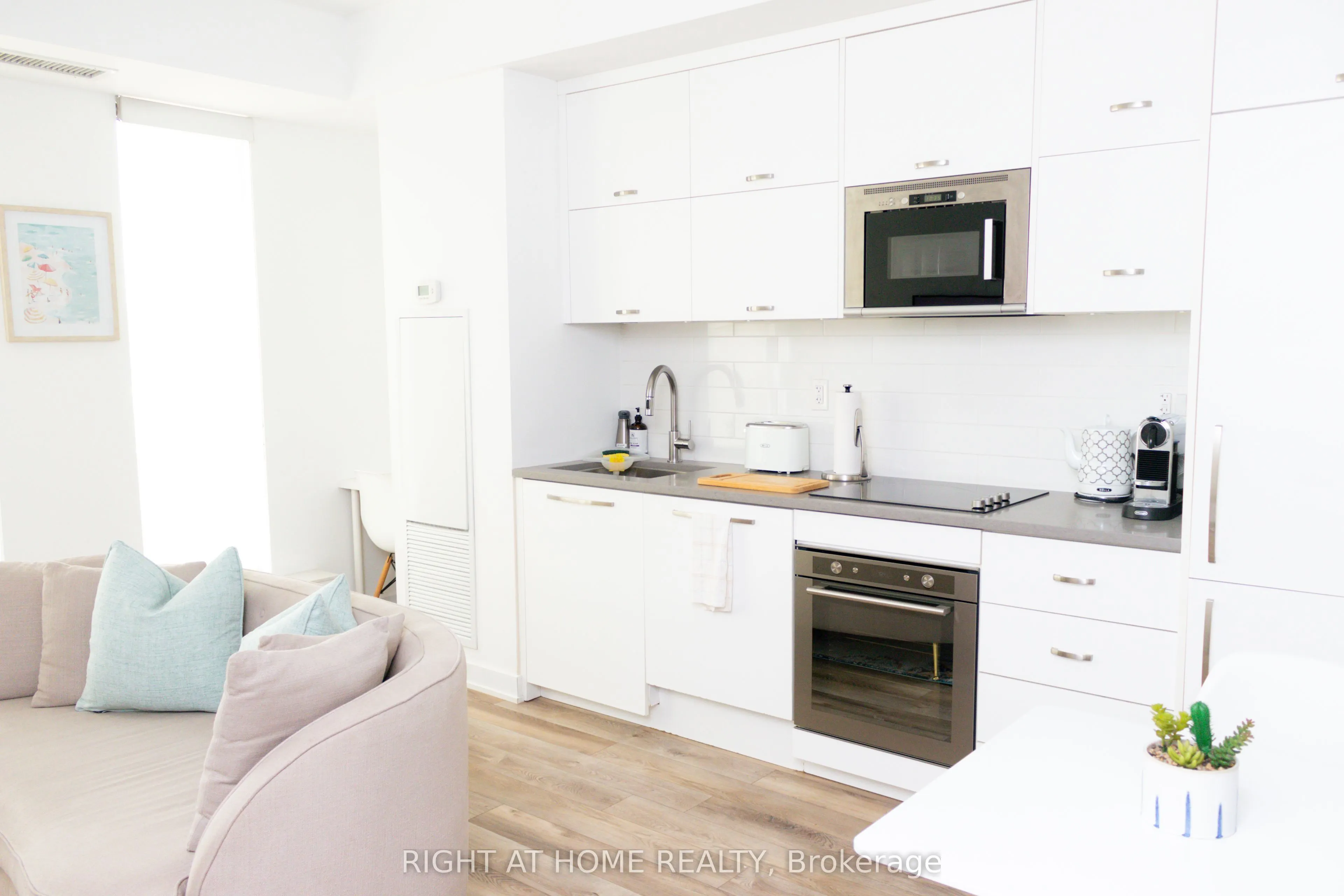 106 Dovercourt Road #515